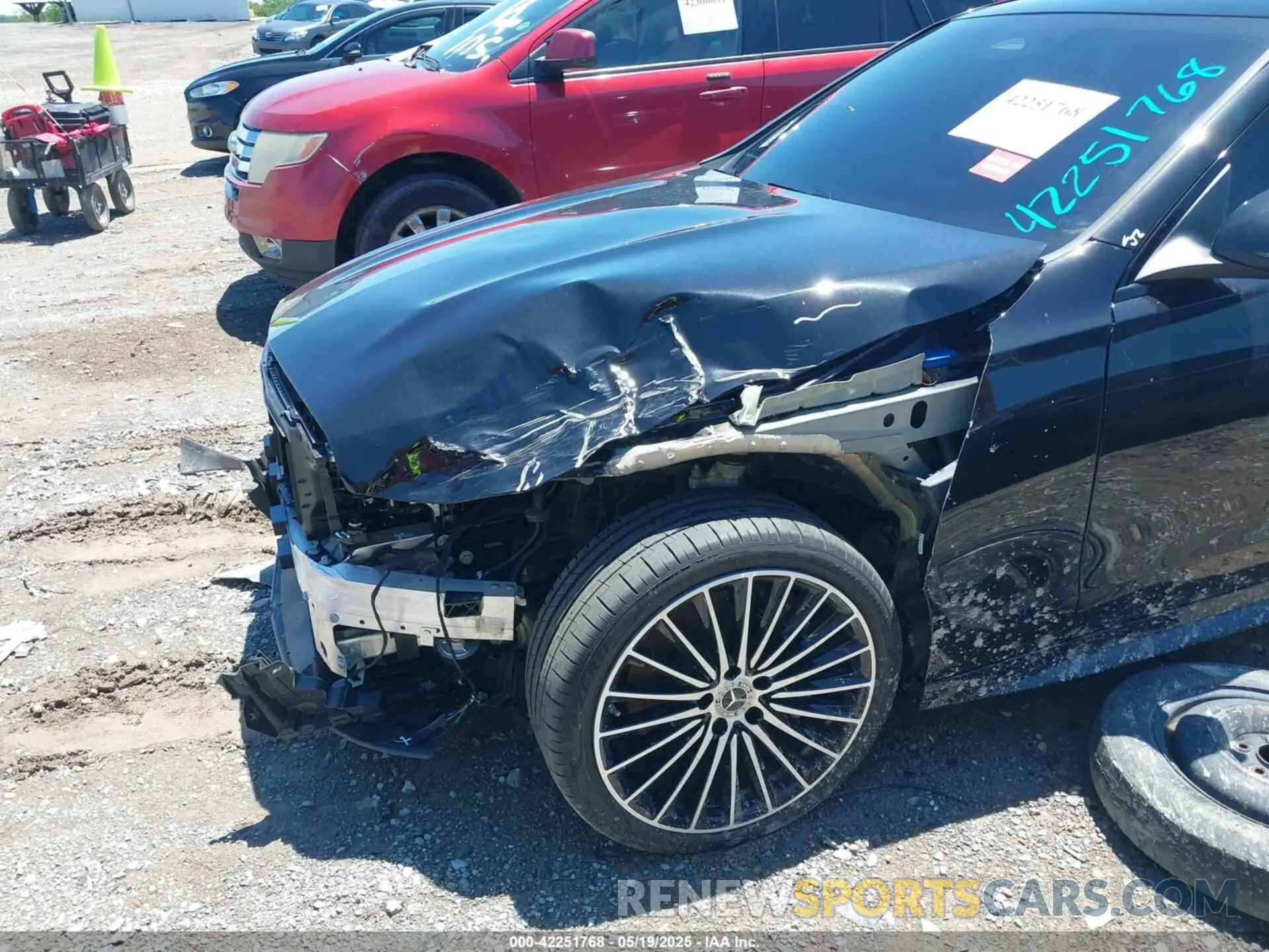6 Photograph of a damaged car W1KAF4GB3RR226050 MERCEDES-BENZ C 300 2024