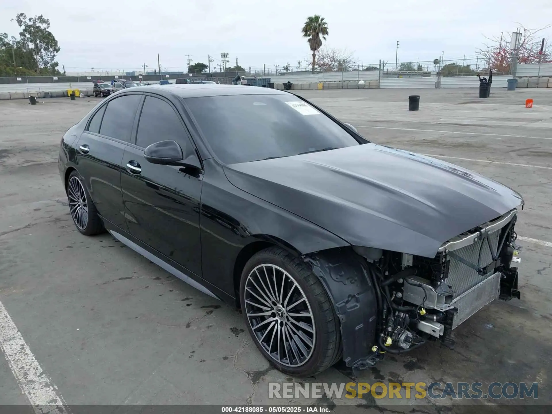 1 Photograph of a damaged car W1KAF4GB4RR209922 MERCEDES-BENZ C 300 2024