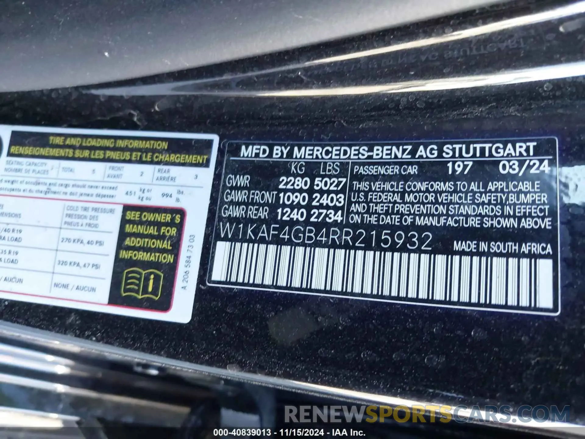 9 Photograph of a damaged car W1KAF4GB4RR215932 MERCEDES-BENZ C 300 2024