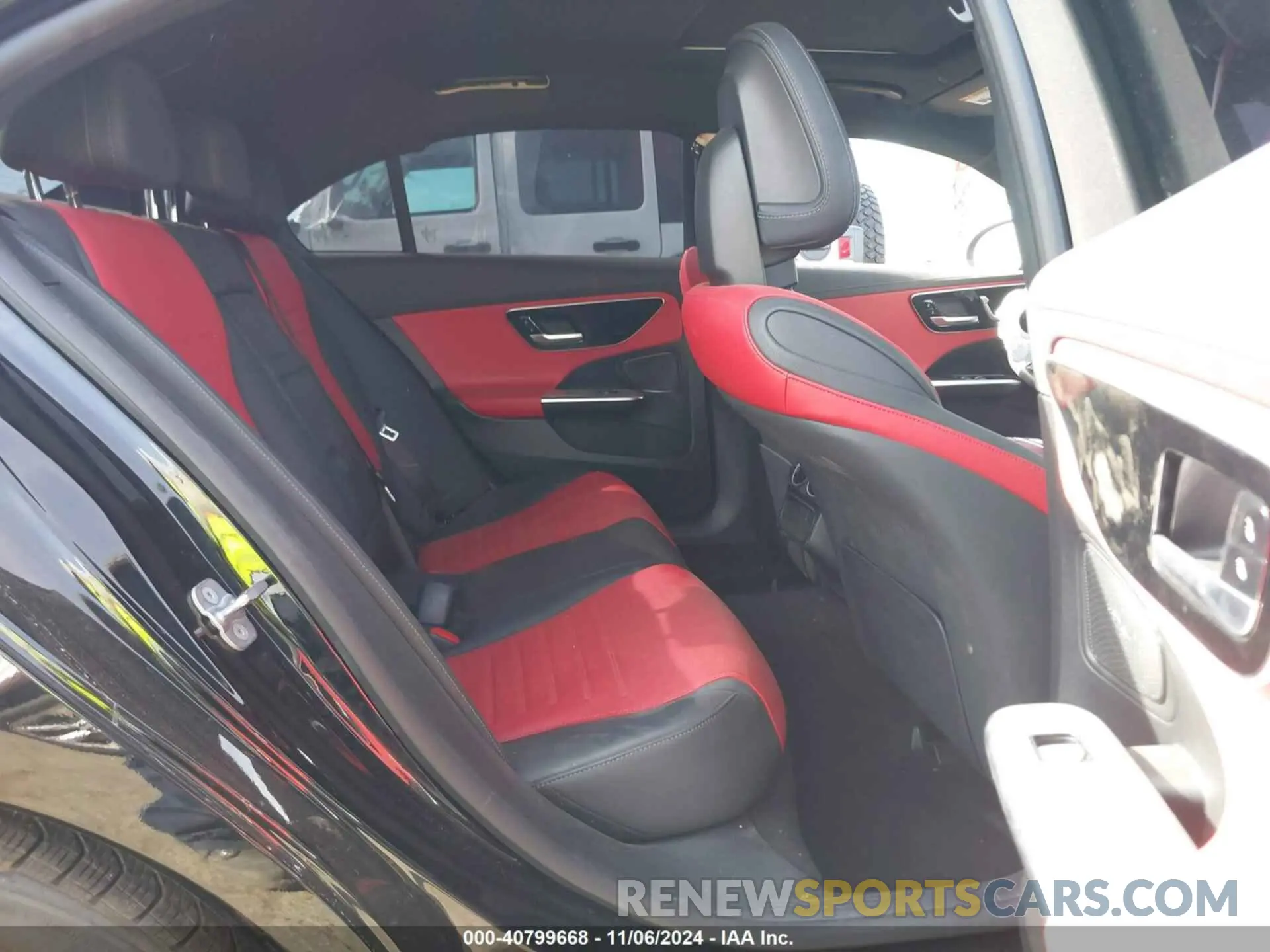 8 Photograph of a damaged car W1KAF4GB5RR208925 MERCEDES-BENZ C 300 2024