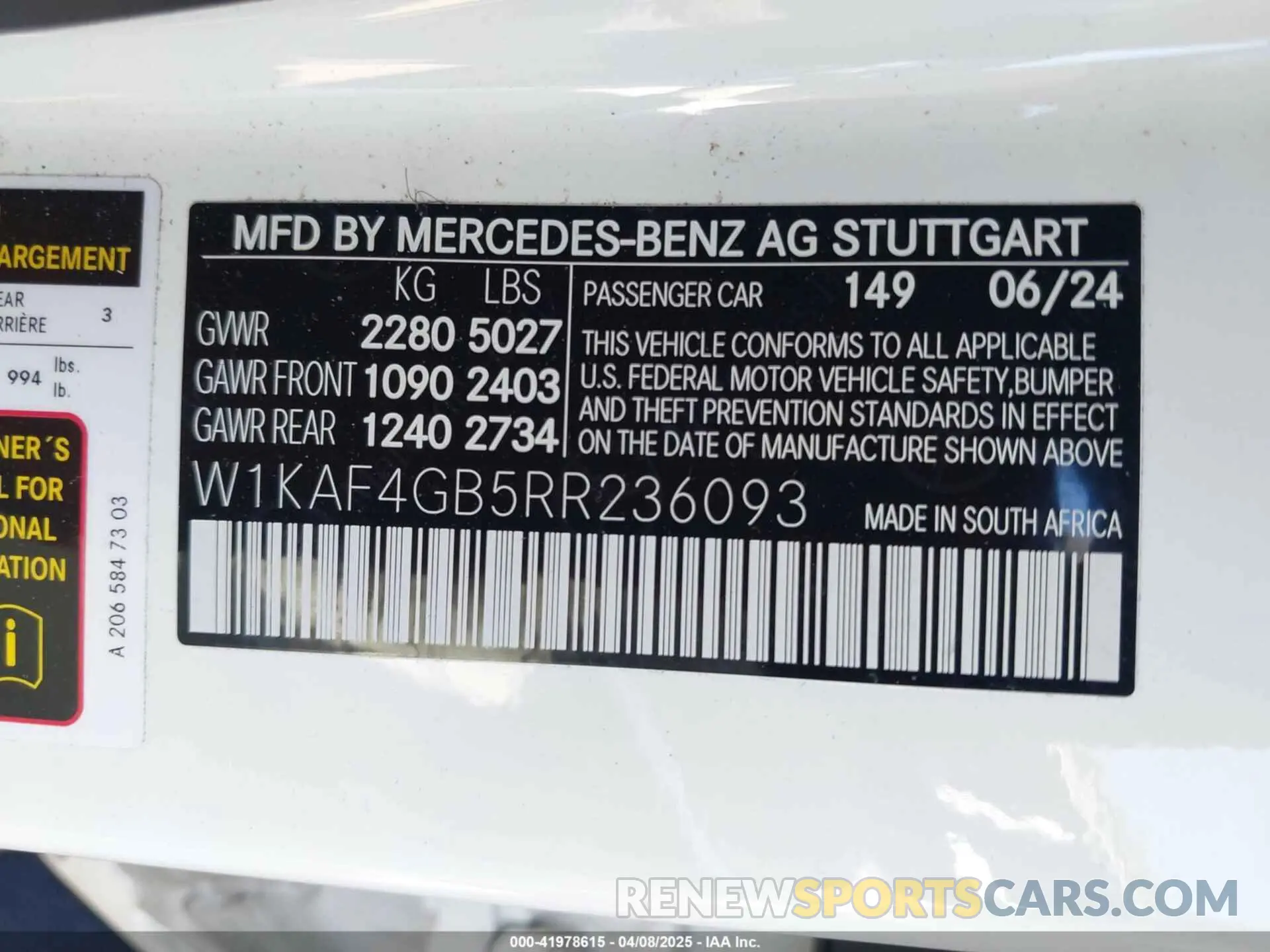 9 Photograph of a damaged car W1KAF4GB5RR236093 MERCEDES-BENZ C 300 2024