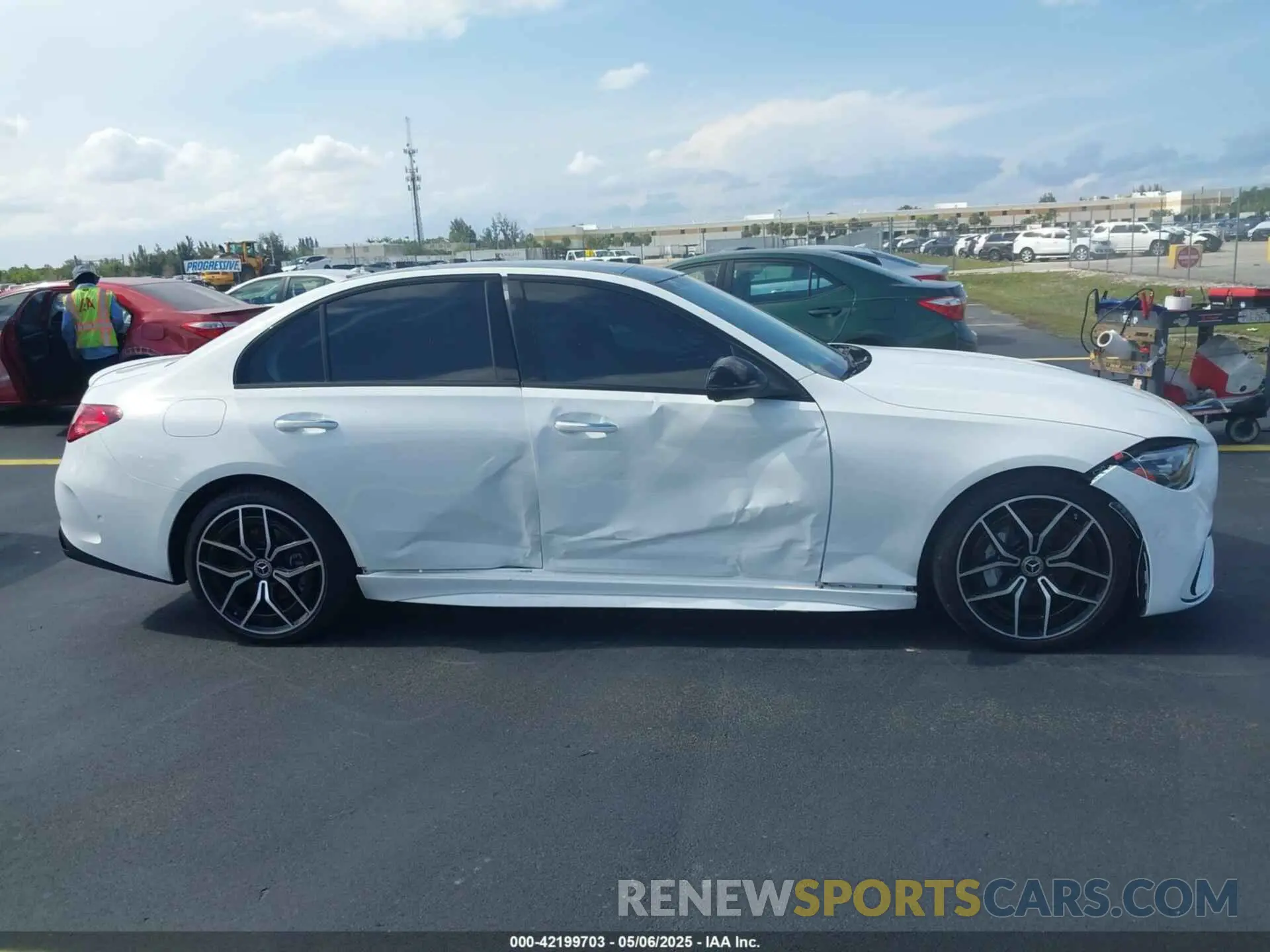 13 Photograph of a damaged car W1KAF4GB8RR226660 MERCEDES-BENZ C 300 2024