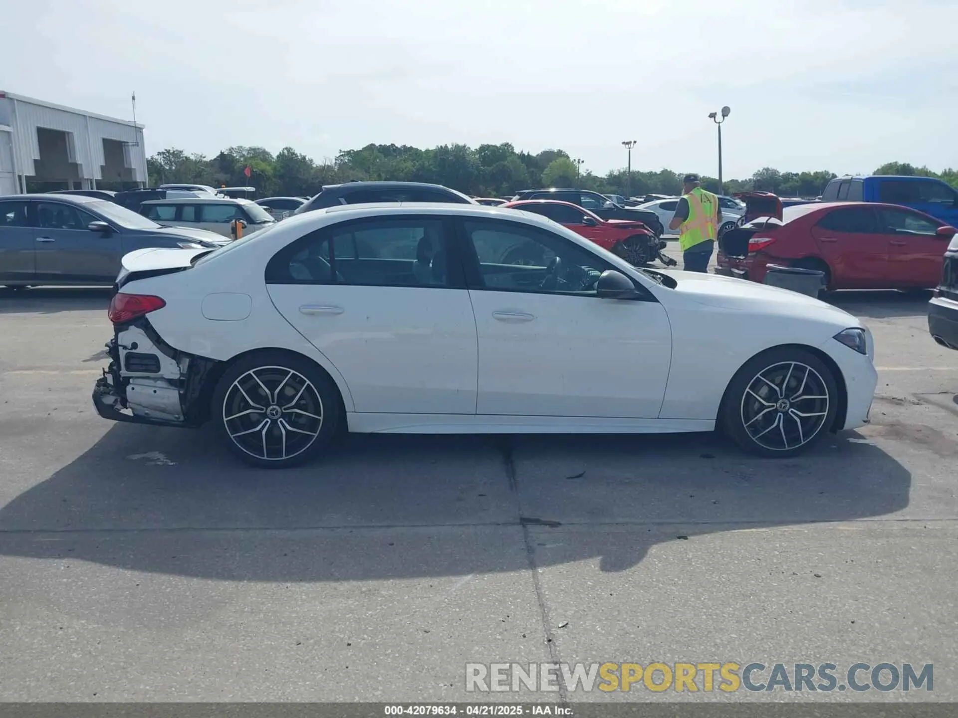 14 Photograph of a damaged car W1KAF4GB8RR227839 MERCEDES-BENZ C 300 2024