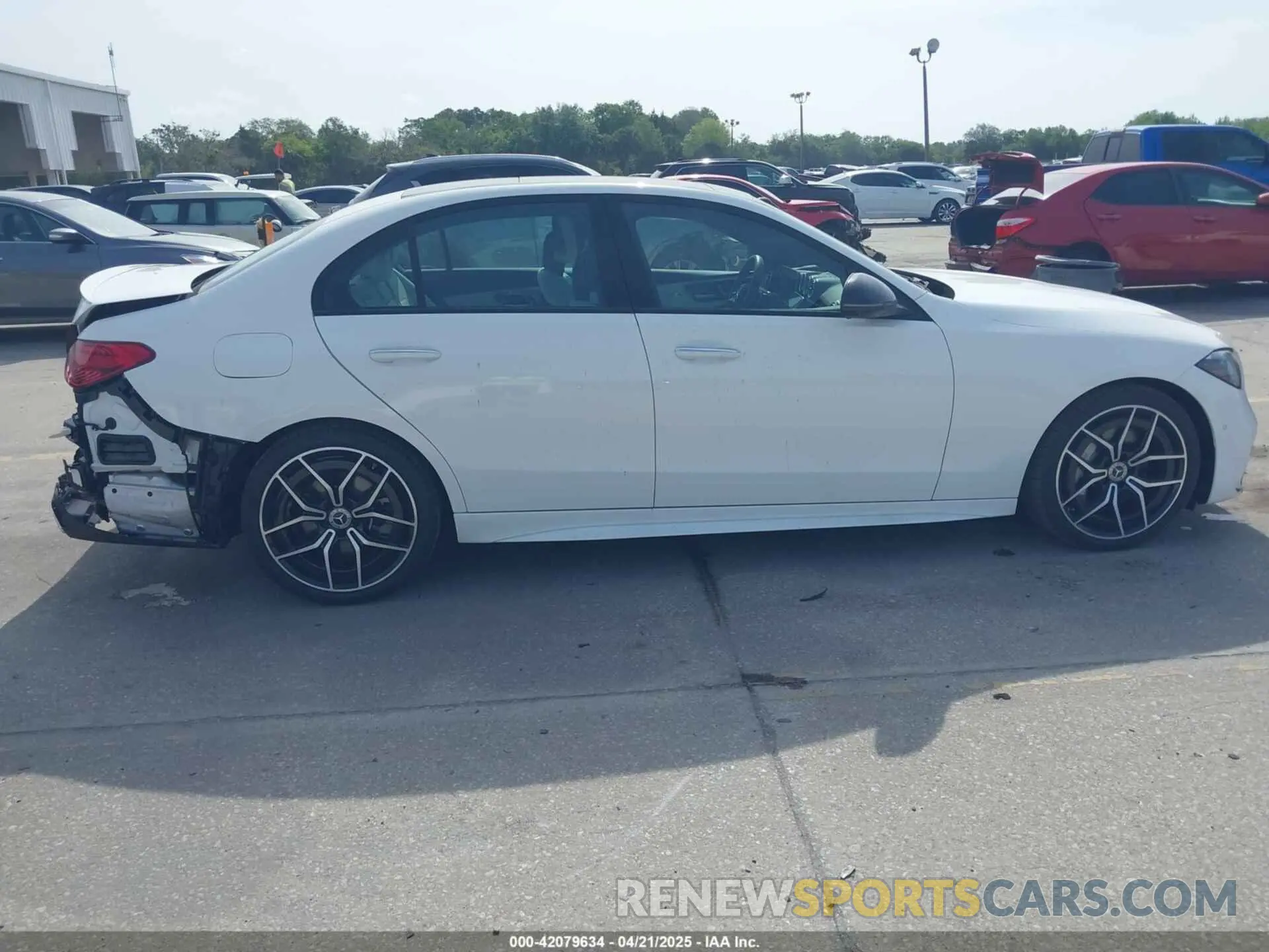 4 Photograph of a damaged car W1KAF4GB8RR227839 MERCEDES-BENZ C 300 2024