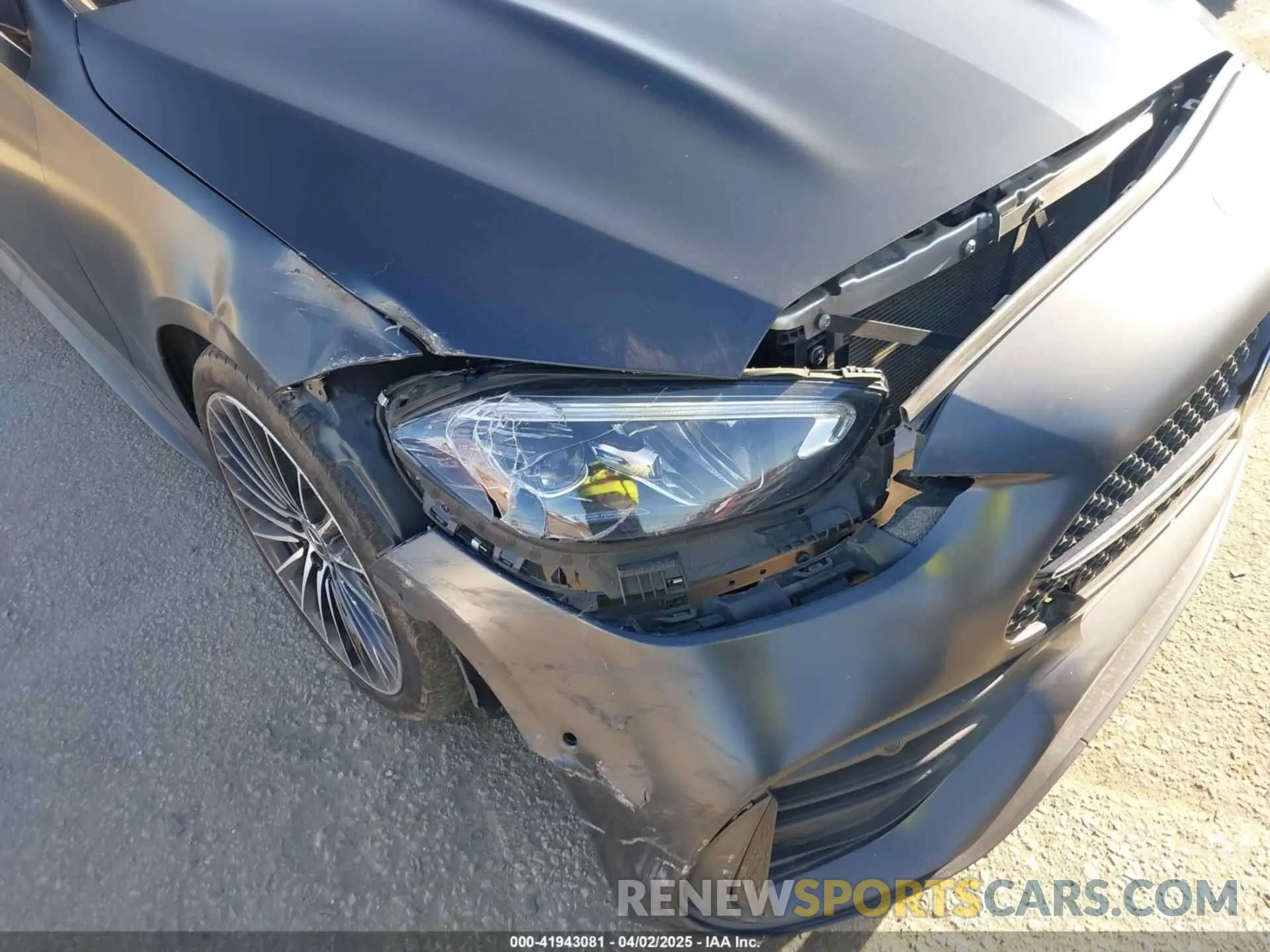 6 Photograph of a damaged car W1KAF4GB9RR172009 MERCEDES-BENZ C 300 2024