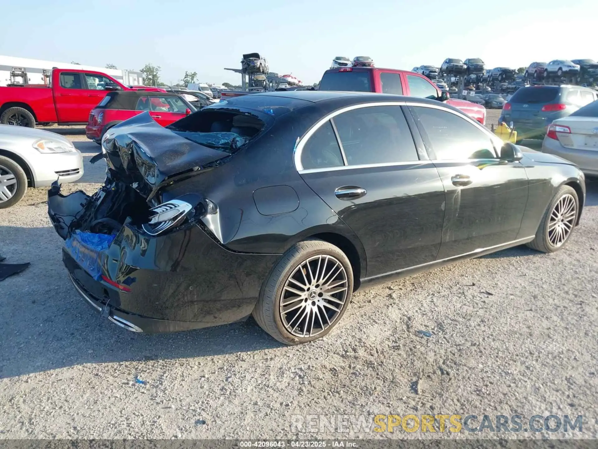 4 Photograph of a damaged car W1KAF4GB9RR182166 MERCEDES-BENZ C 300 2024