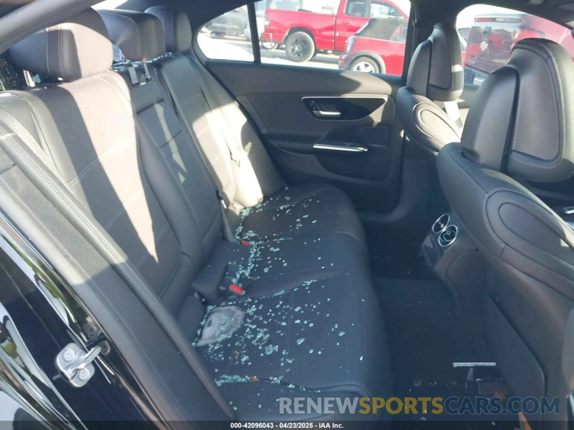 8 Photograph of a damaged car W1KAF4GB9RR182166 MERCEDES-BENZ C 300 2024