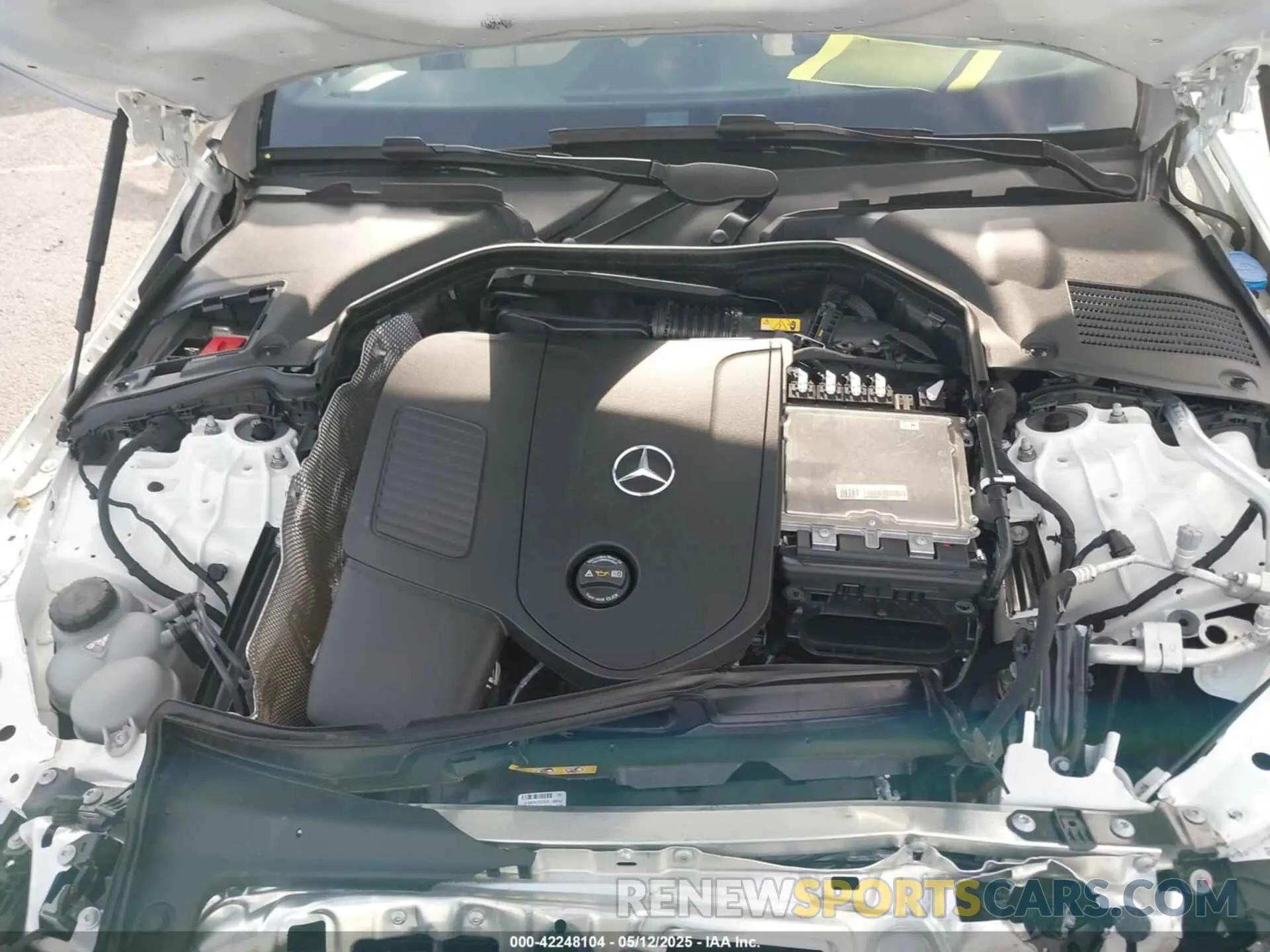 10 Photograph of a damaged car W1KAF4GB9RR237814 MERCEDES-BENZ C 300 2024