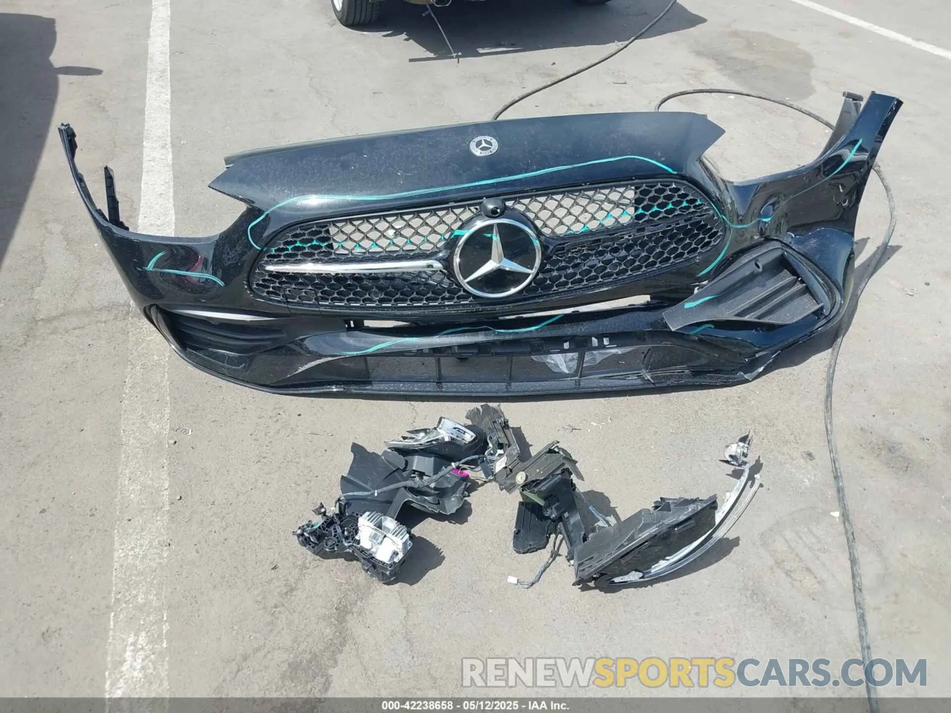 12 Photograph of a damaged car W1KAF4GBXRR208466 MERCEDES-BENZ C 300 2024