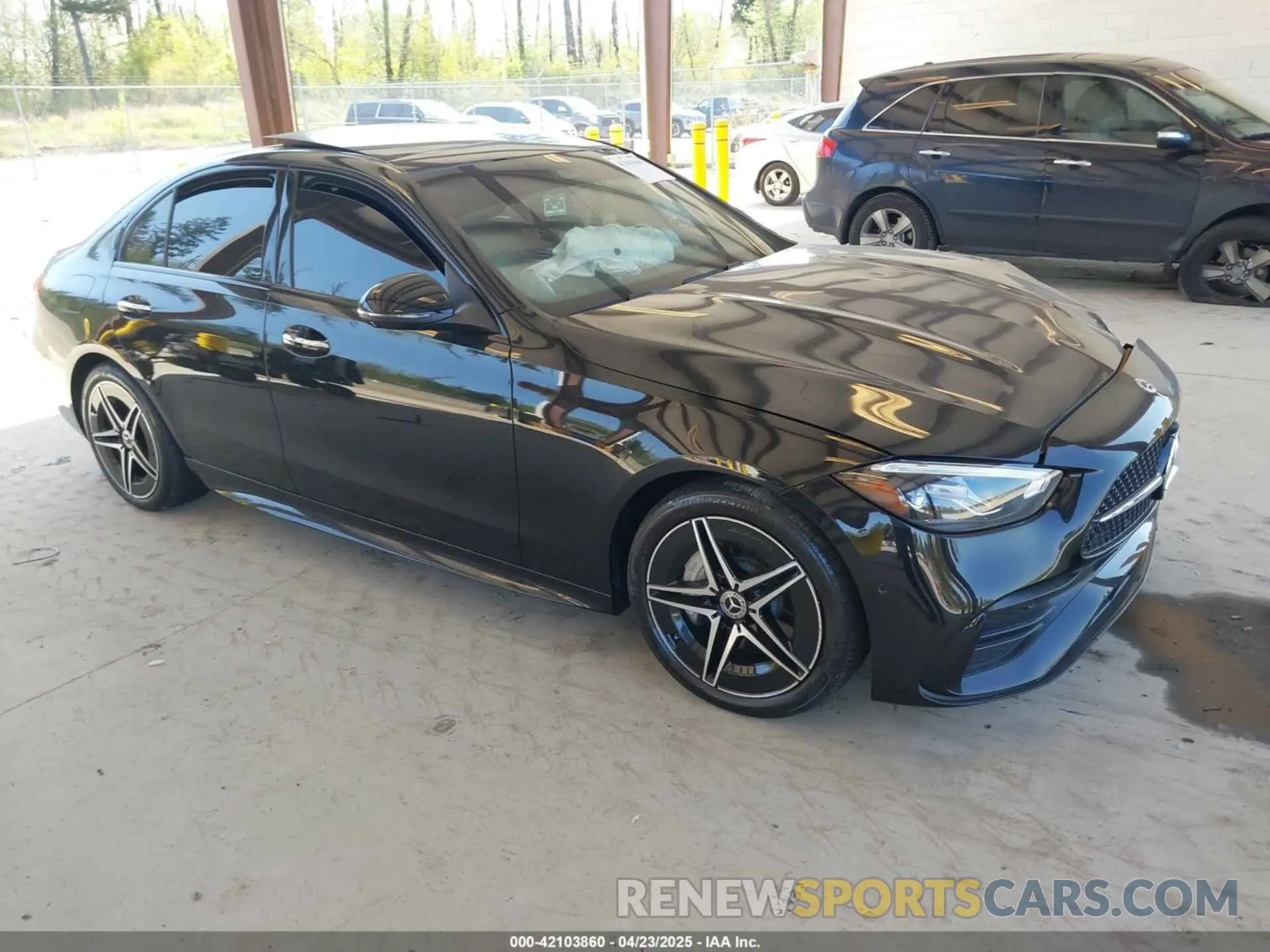 1 Photograph of a damaged car W1KAF4HB0RR160815 MERCEDES-BENZ C 300 2024