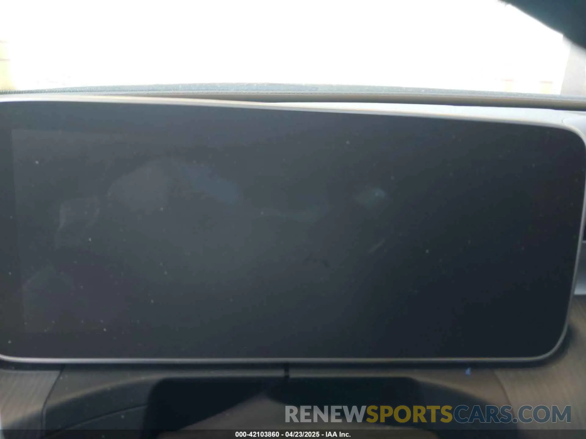 14 Photograph of a damaged car W1KAF4HB0RR160815 MERCEDES-BENZ C 300 2024