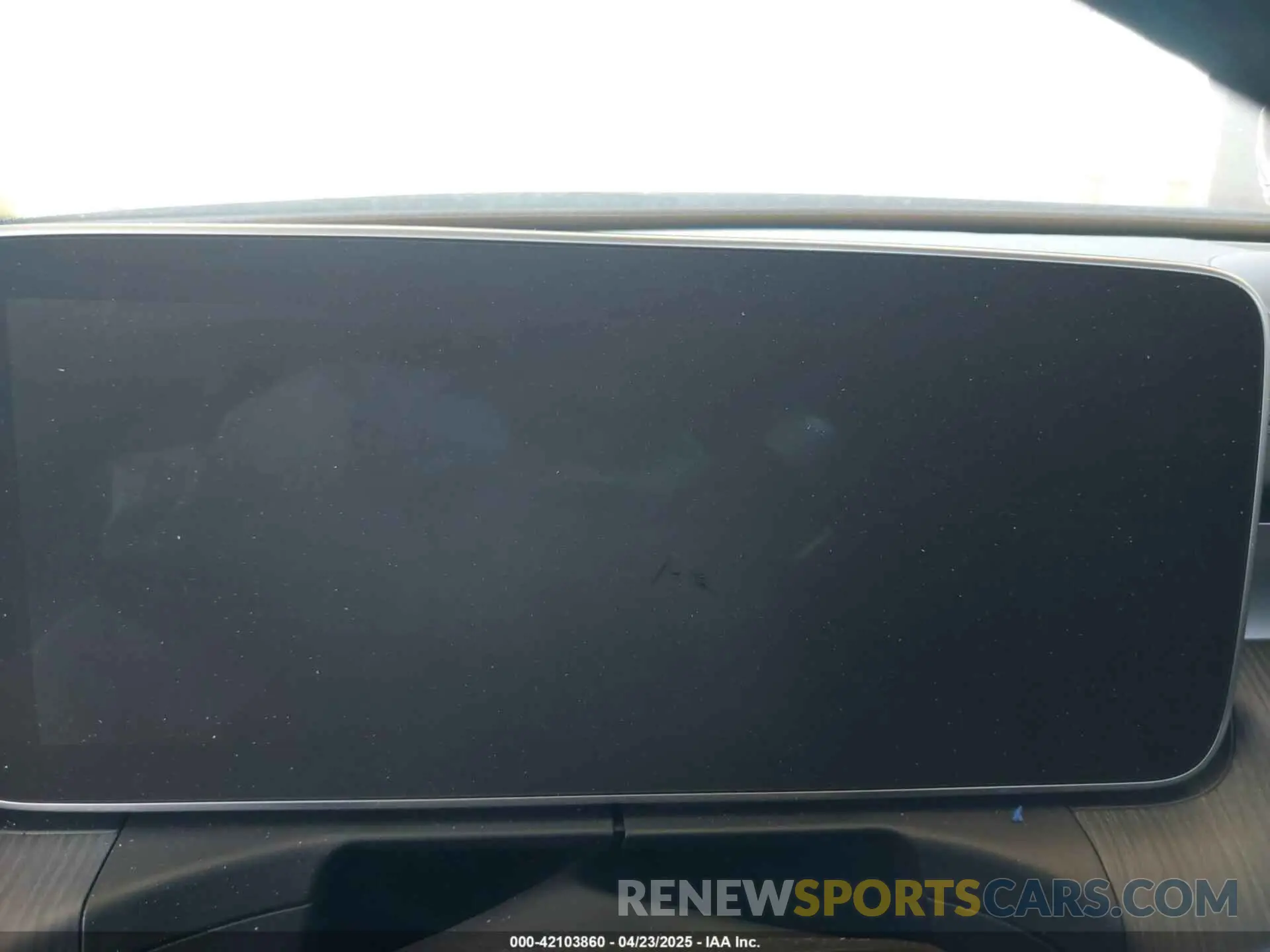 7 Photograph of a damaged car W1KAF4HB0RR160815 MERCEDES-BENZ C 300 2024