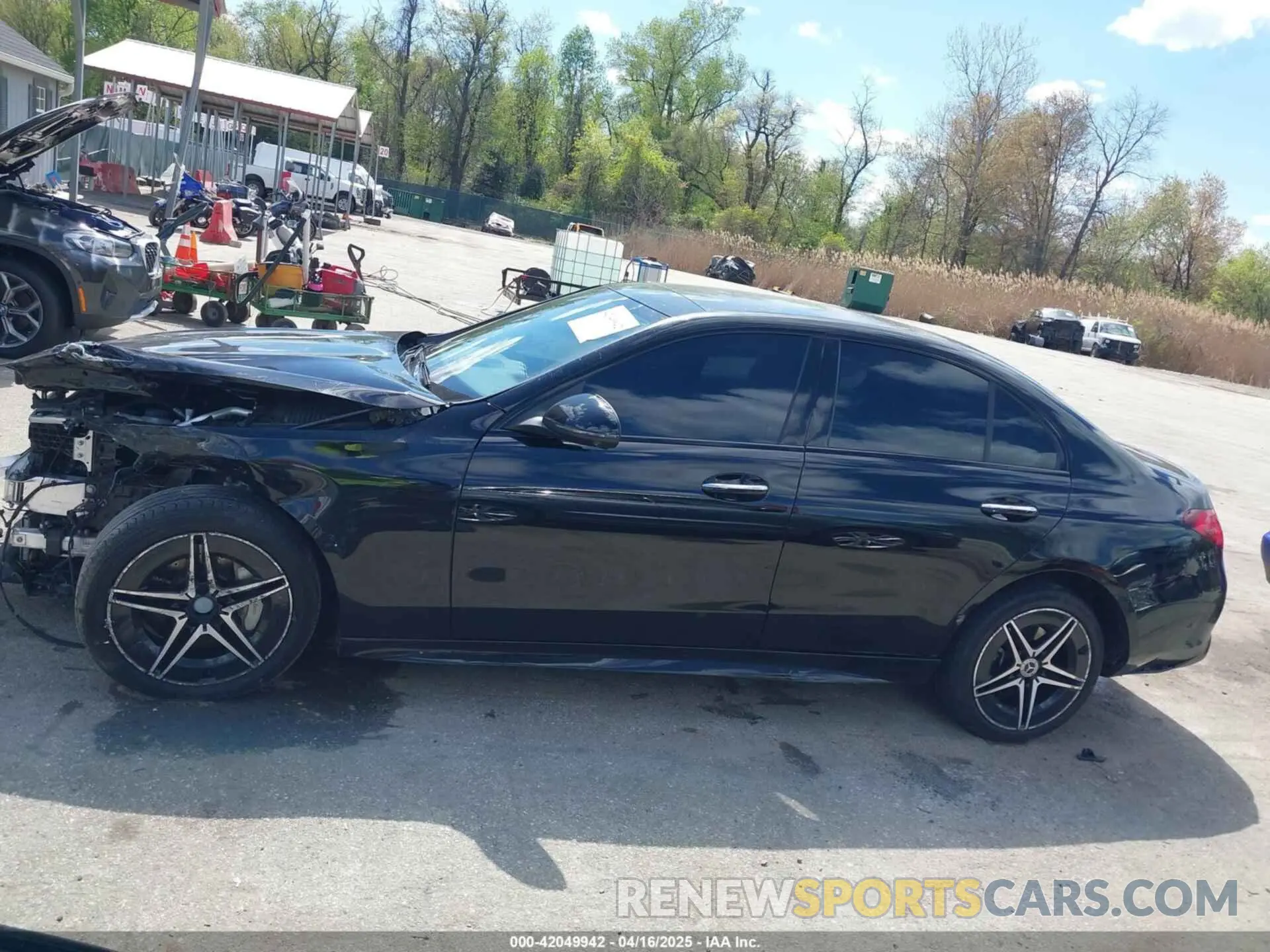15 Photograph of a damaged car W1KAF4HB1RR165120 MERCEDES-BENZ C 300 2024