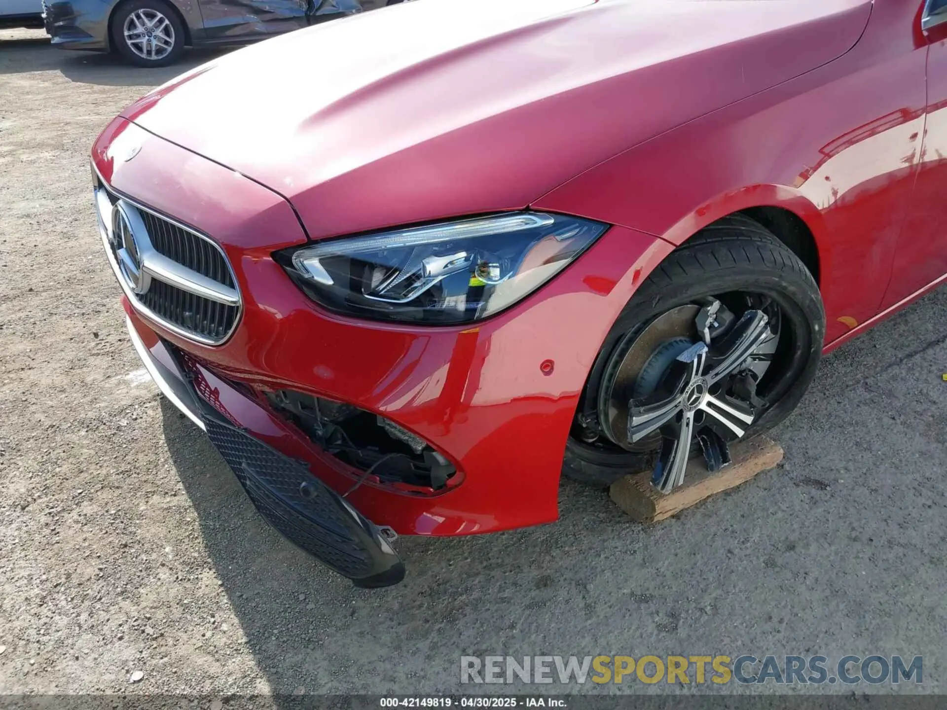 6 Photograph of a damaged car W1KAF4HB2RR236003 MERCEDES-BENZ C 300 2024