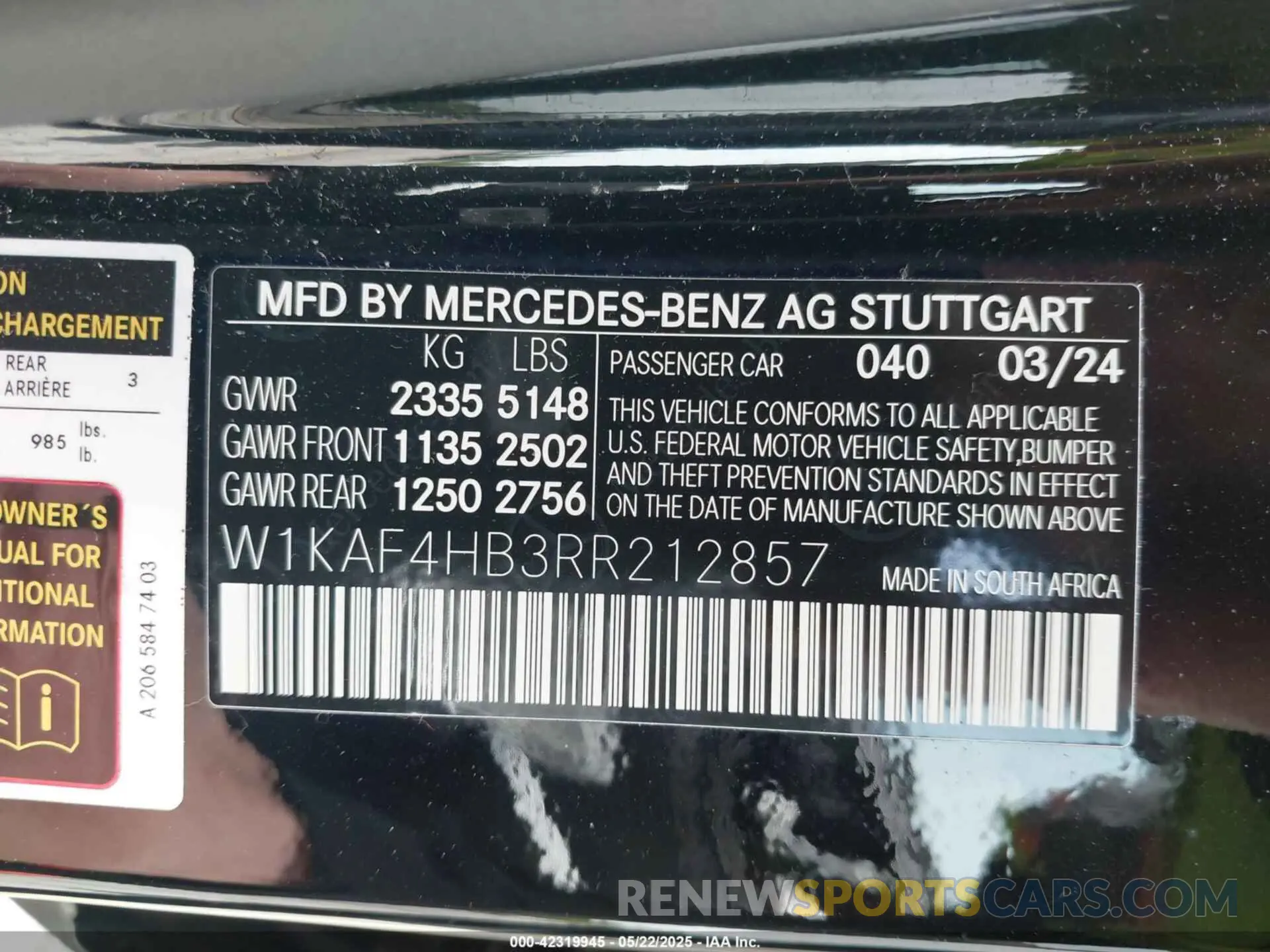 9 Photograph of a damaged car W1KAF4HB3RR212857 MERCEDES-BENZ C 300 2024