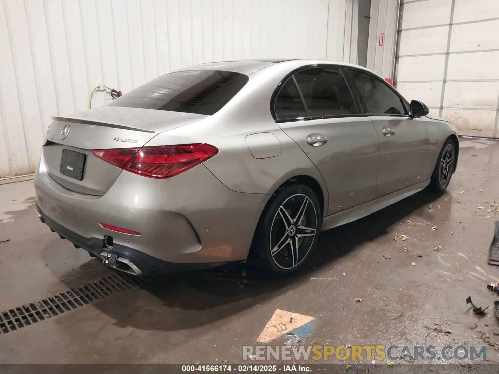 4 Photograph of a damaged car W1KAF4HB4RR160784 MERCEDES-BENZ C 300 2024