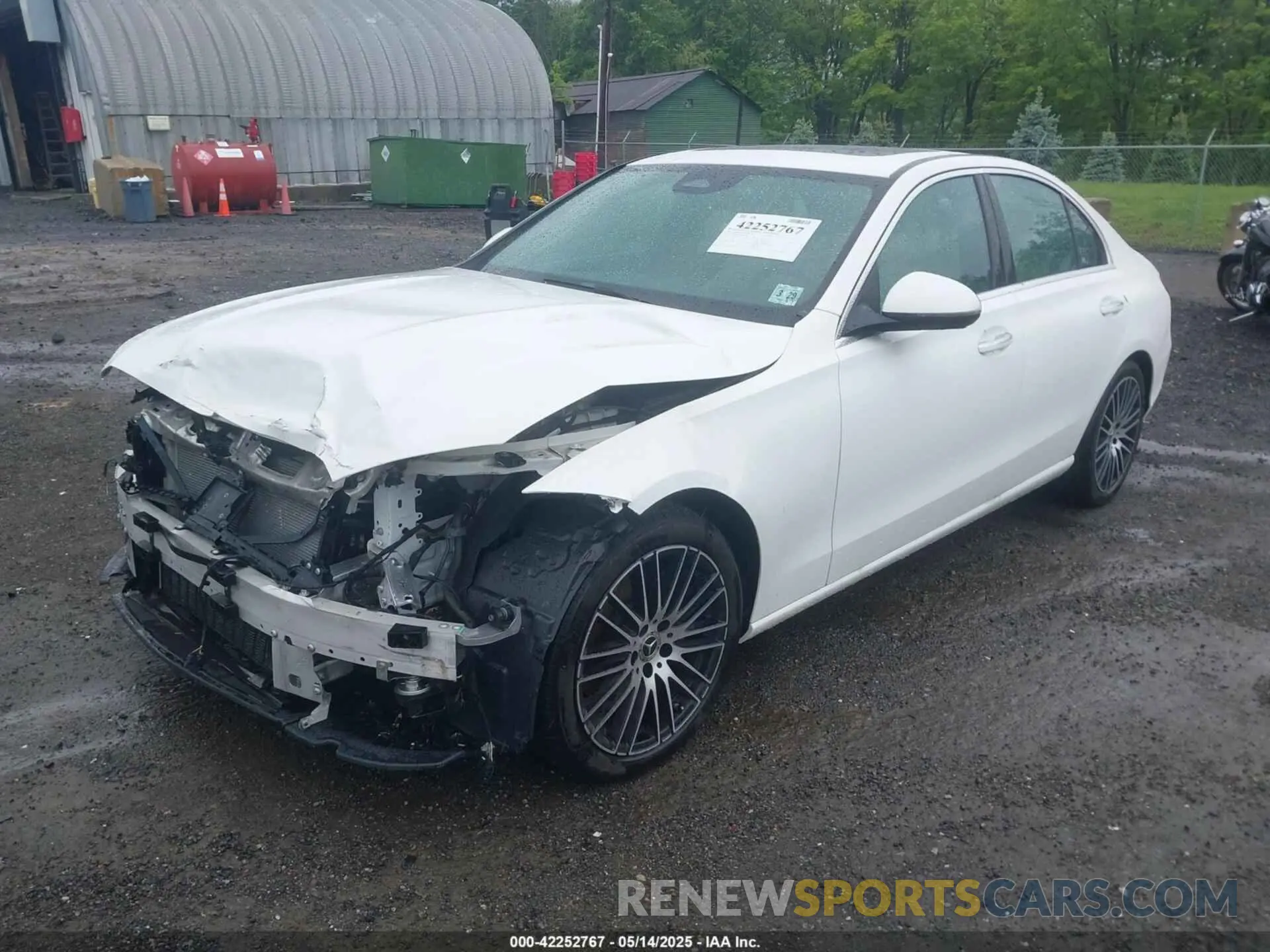 2 Photograph of a damaged car W1KAF4HB5RR183782 MERCEDES-BENZ C 300 2024