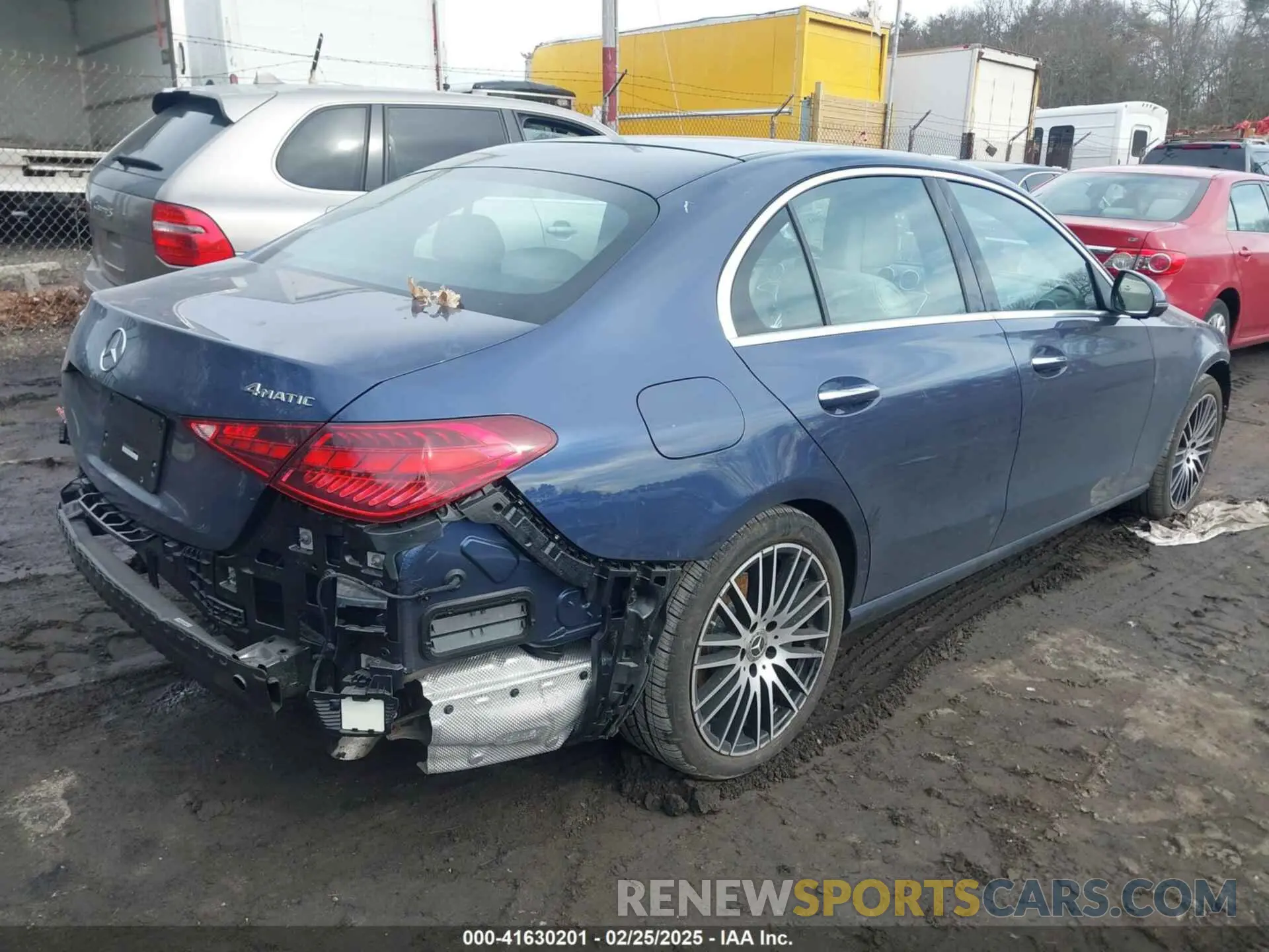 4 Photograph of a damaged car W1KAF4HB6RR223965 MERCEDES-BENZ C 300 2024