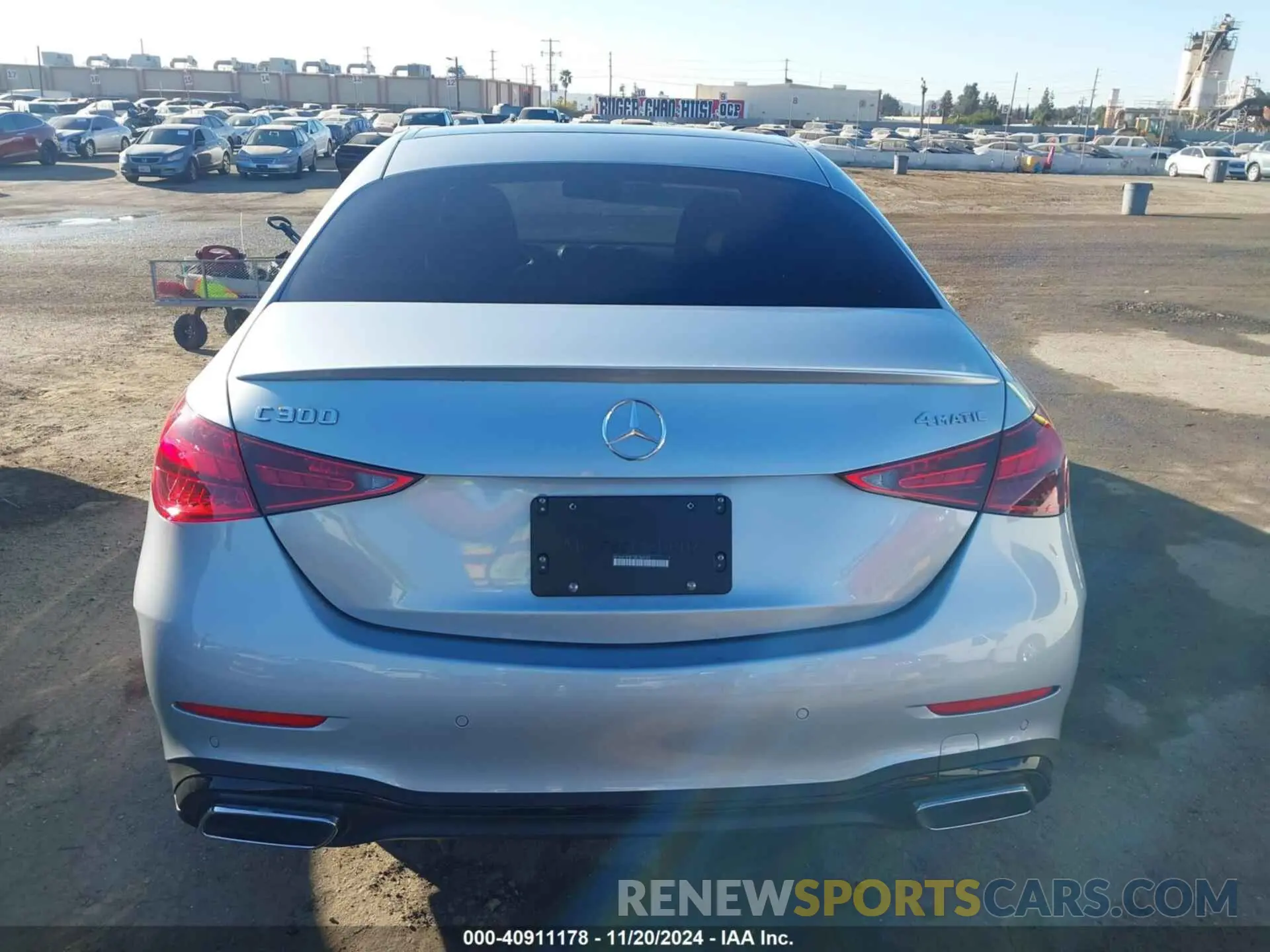 16 Photograph of a damaged car W1KAF4HB7RR184559 MERCEDES-BENZ C 300 2024