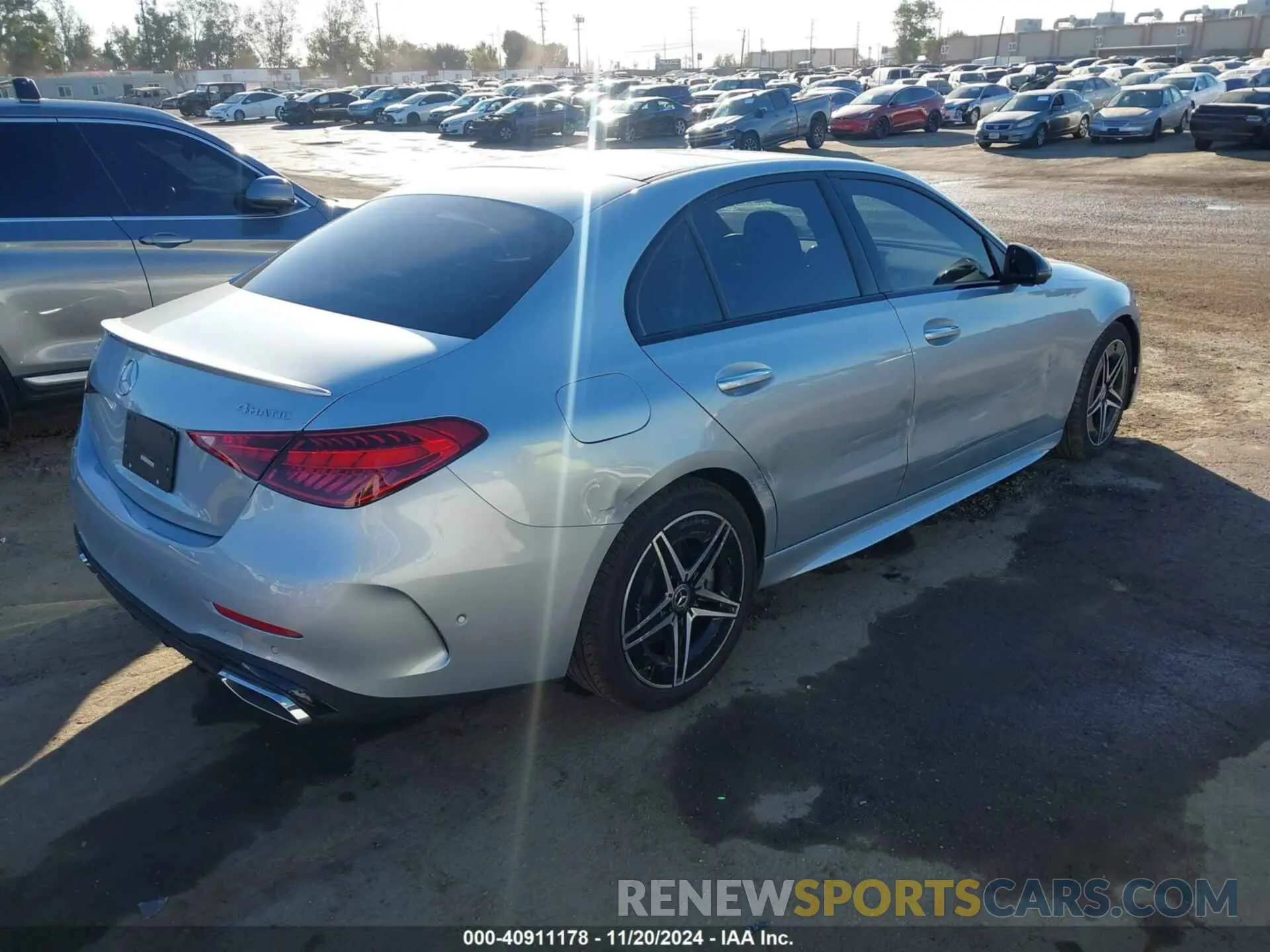 4 Photograph of a damaged car W1KAF4HB7RR184559 MERCEDES-BENZ C 300 2024