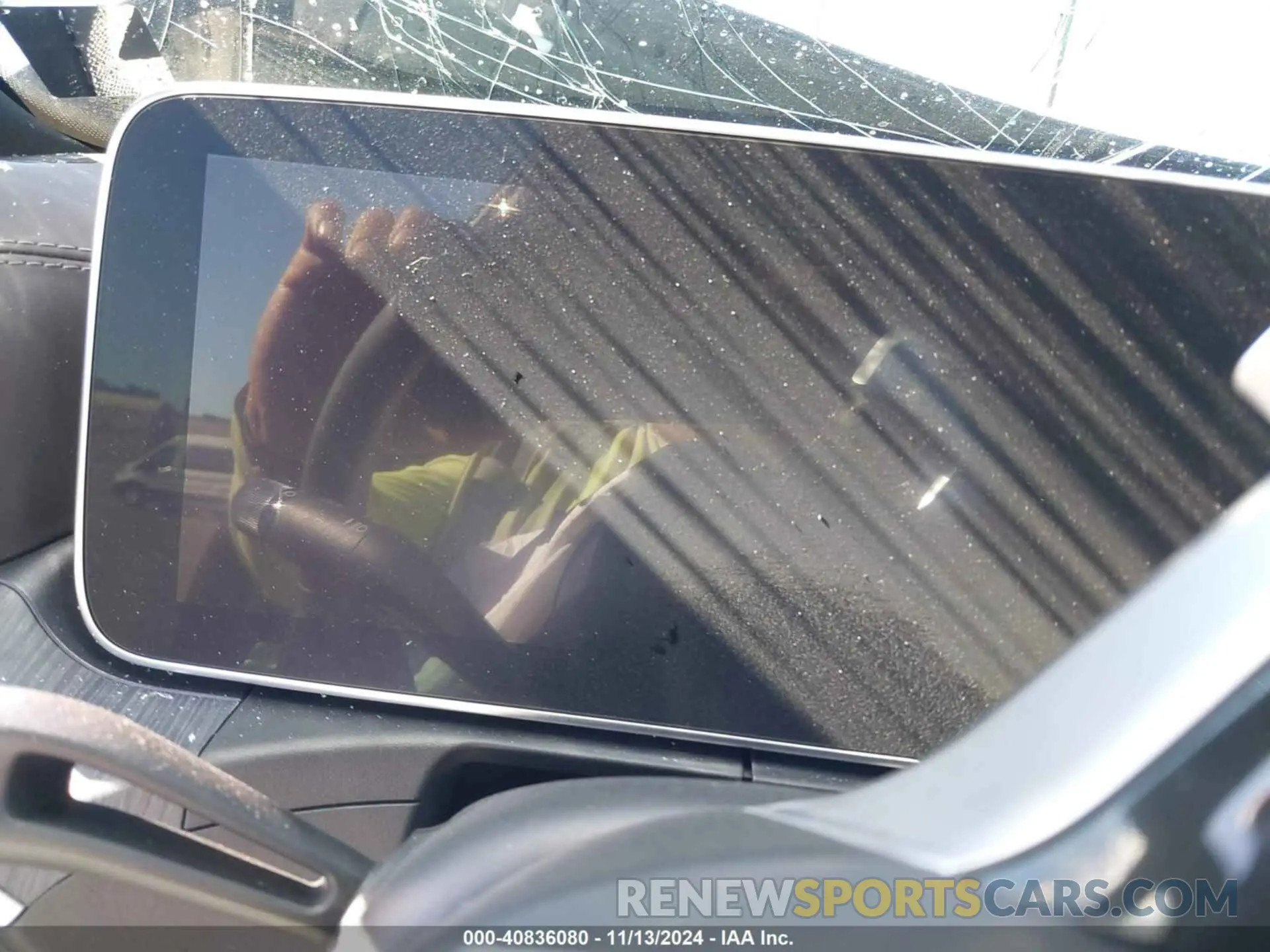 7 Photograph of a damaged car W1KAF4HB7RR190765 MERCEDES-BENZ C 300 2024