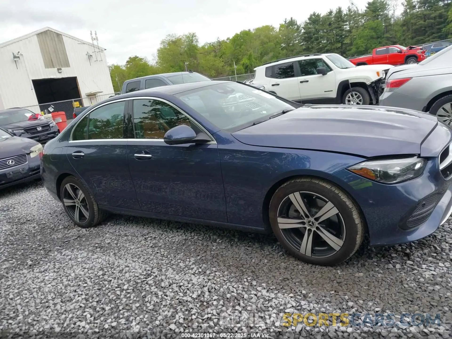 13 Photograph of a damaged car W1KAF4HB7RR224770 MERCEDES-BENZ C 300 2024