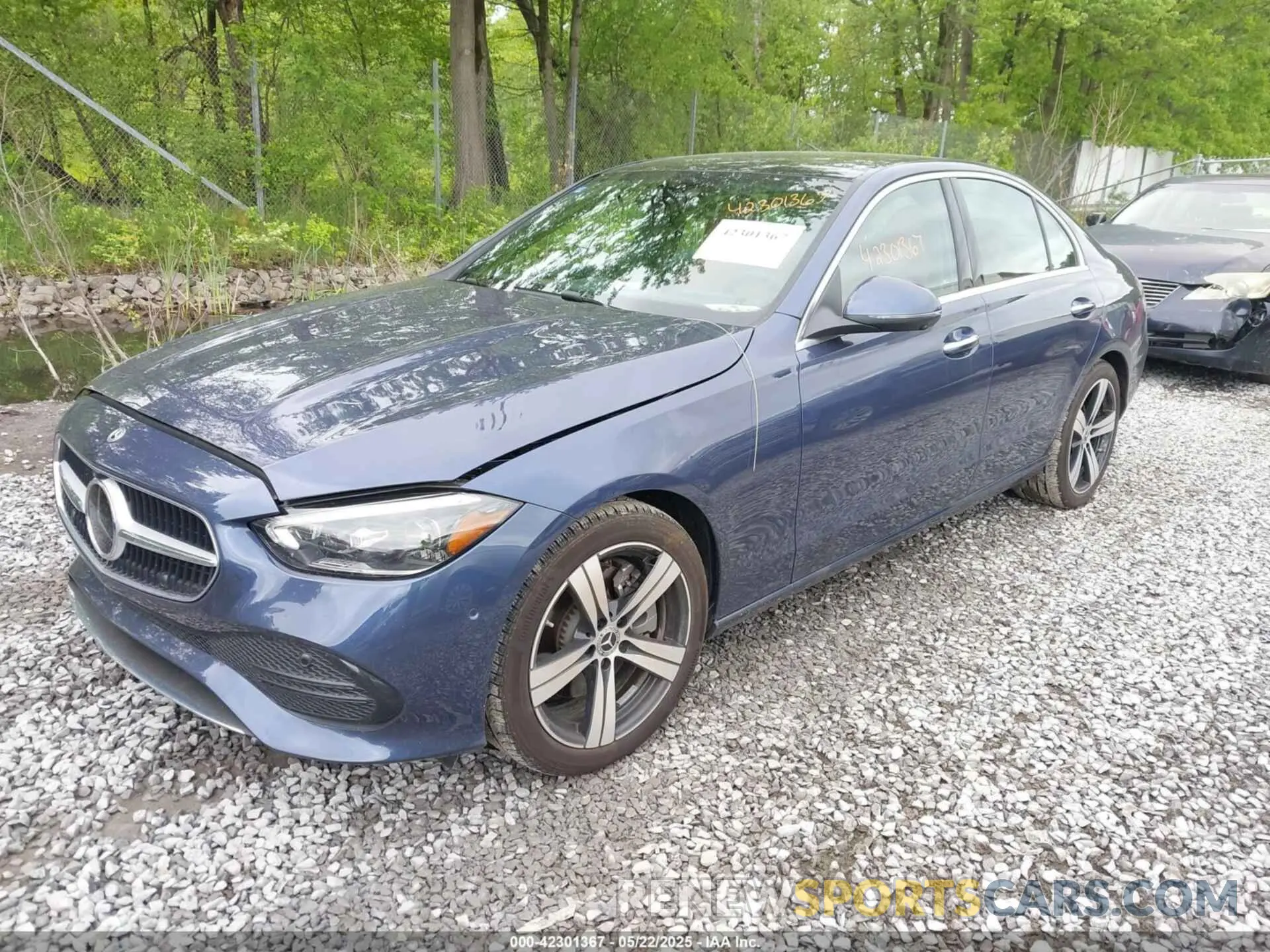 2 Photograph of a damaged car W1KAF4HB7RR224770 MERCEDES-BENZ C 300 2024