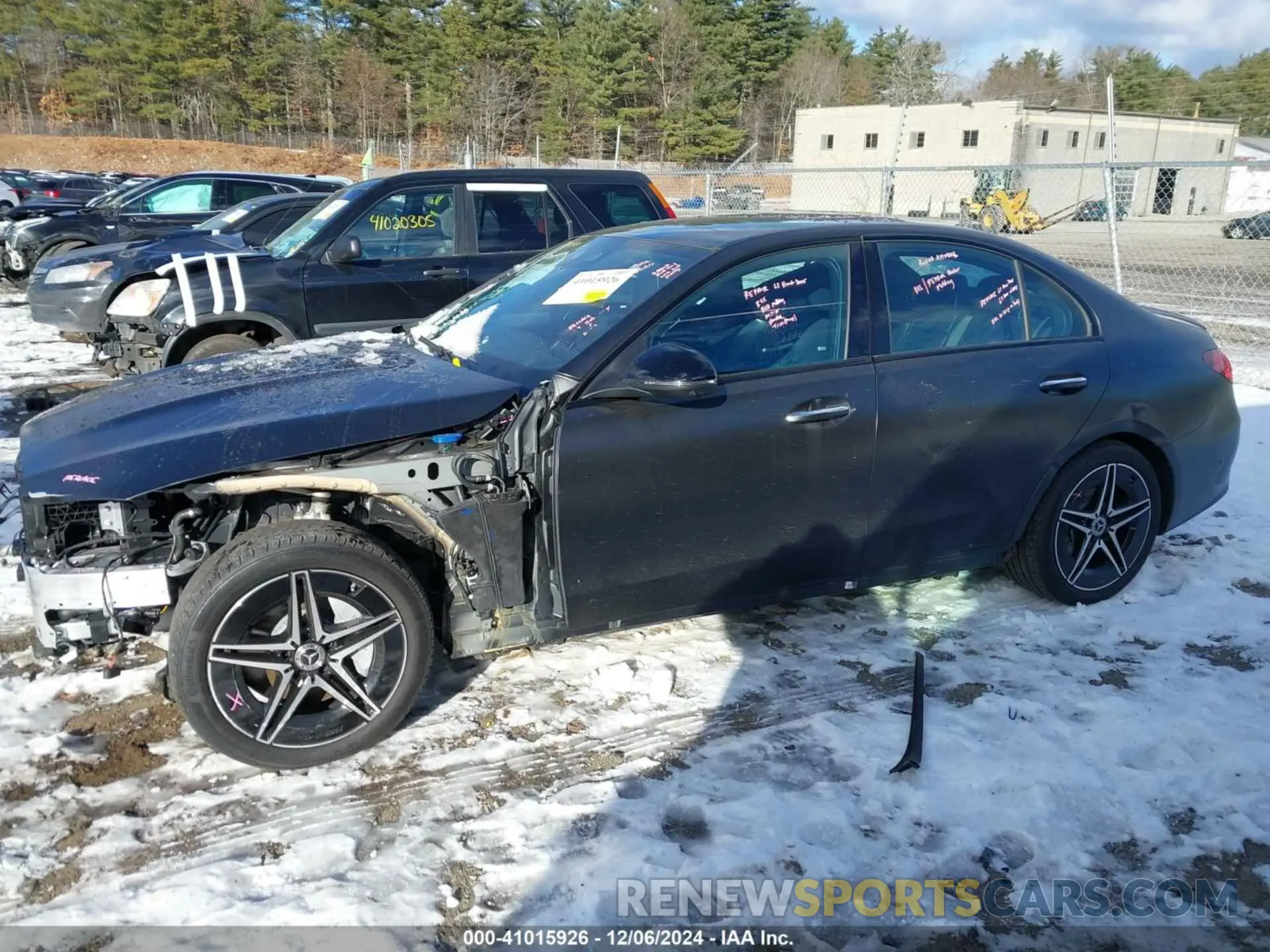 15 Photograph of a damaged car W1KAF4HB8RR172839 MERCEDES-BENZ C 300 2024