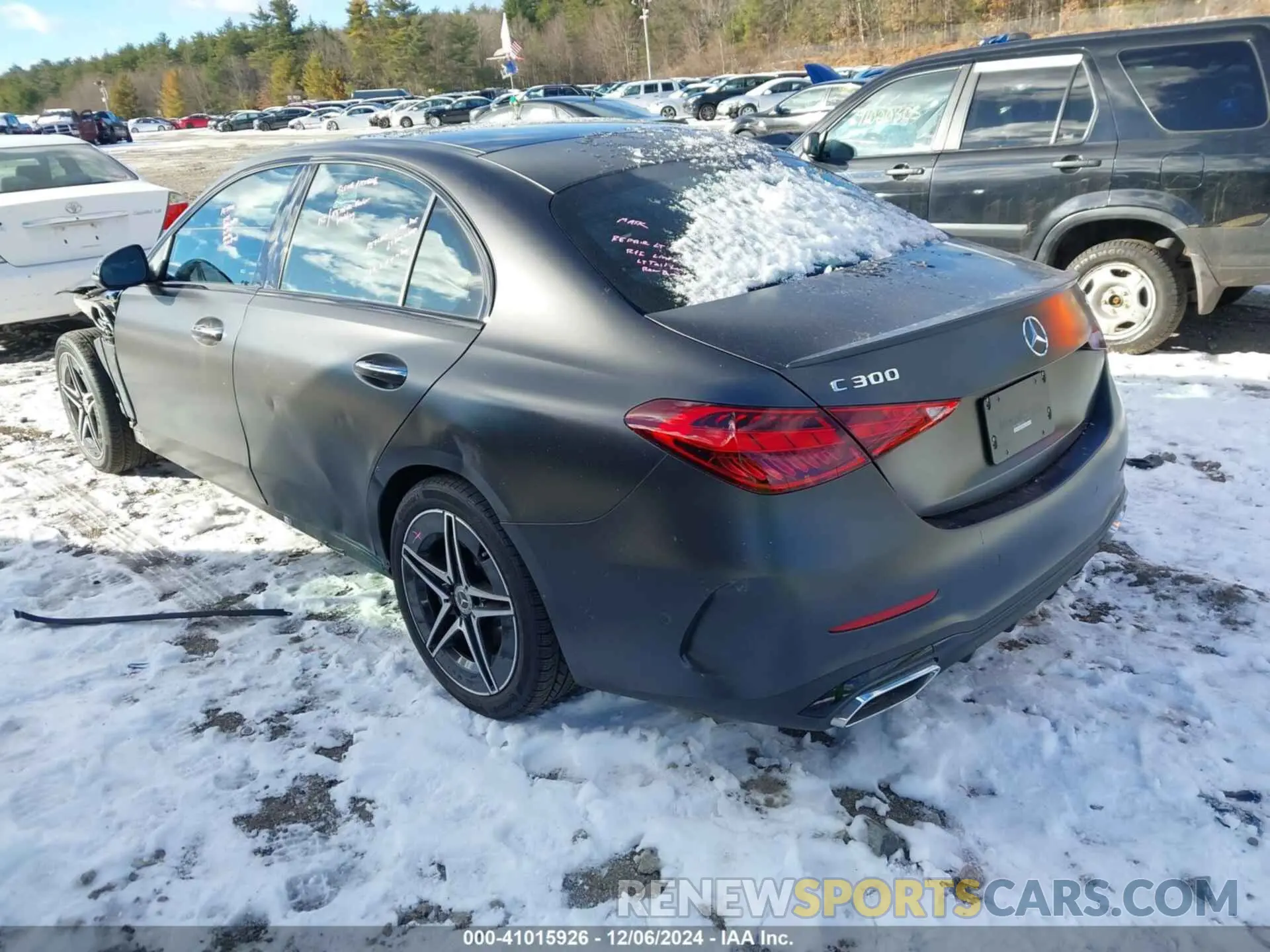 3 Photograph of a damaged car W1KAF4HB8RR172839 MERCEDES-BENZ C 300 2024