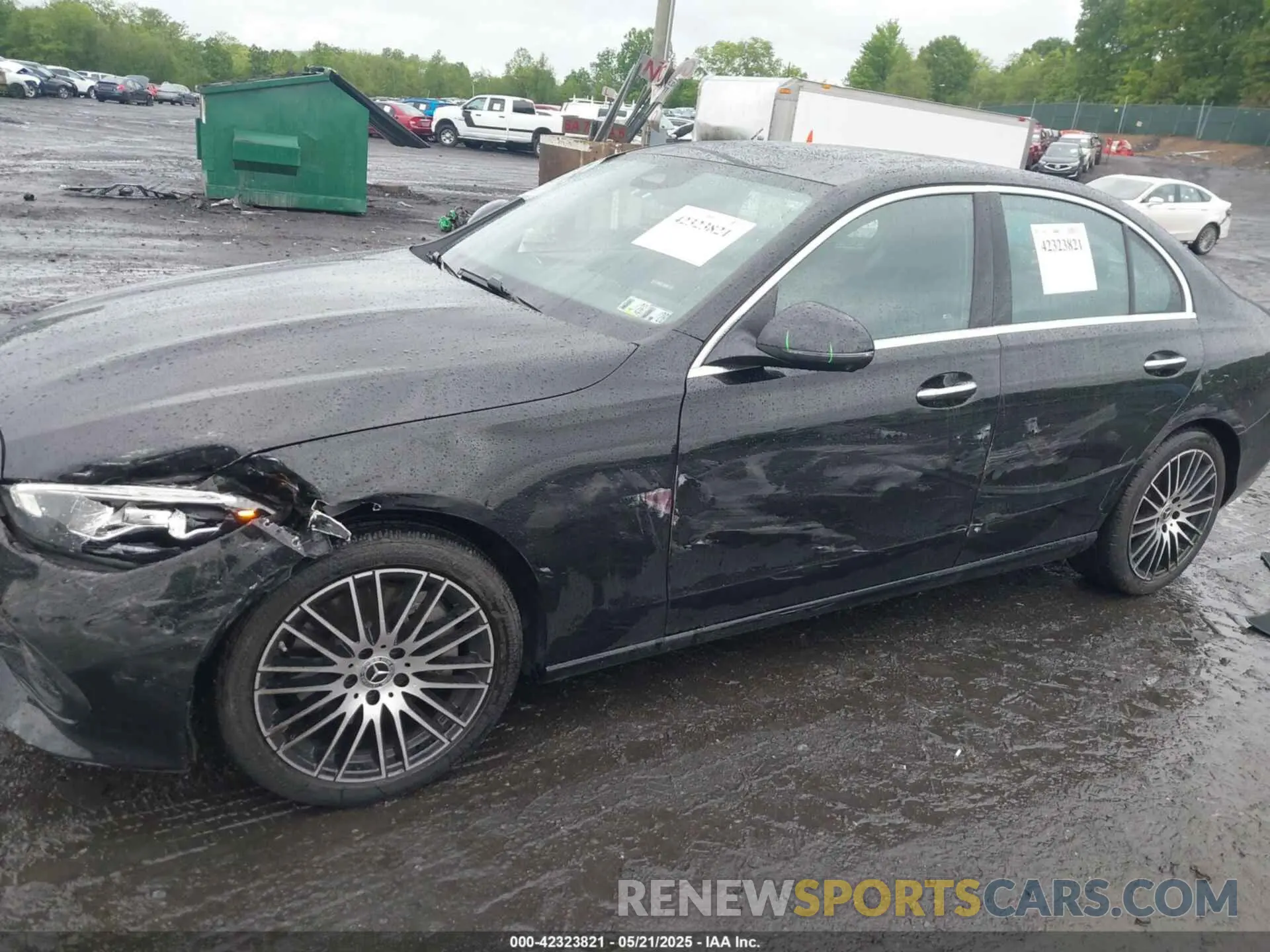 6 Photograph of a damaged car W1KAF4HBXRR224889 MERCEDES-BENZ C 300 2024