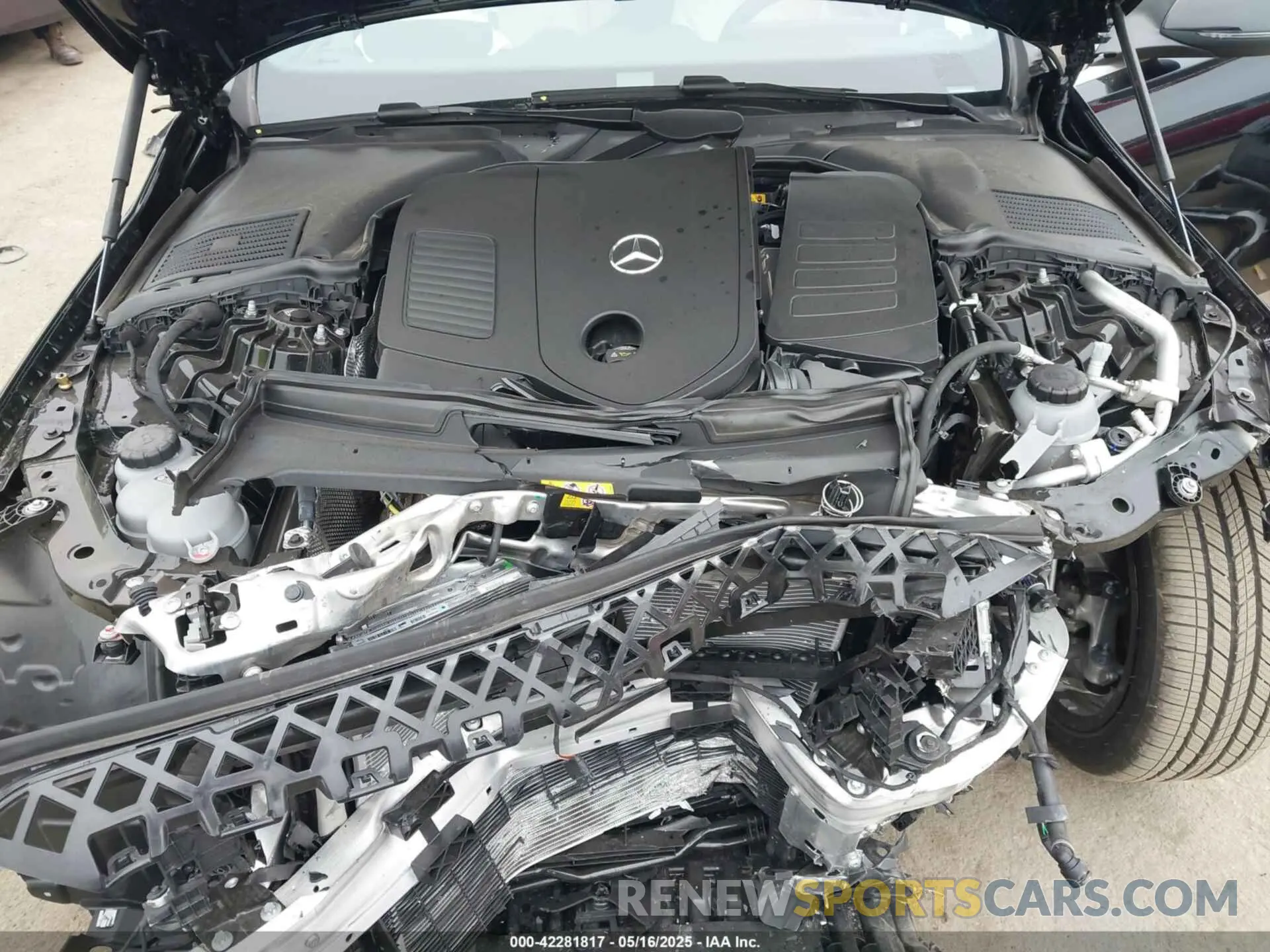 10 Photograph of a damaged car W1KAF4GB0SR246262 MERCEDES-BENZ C 300 2025