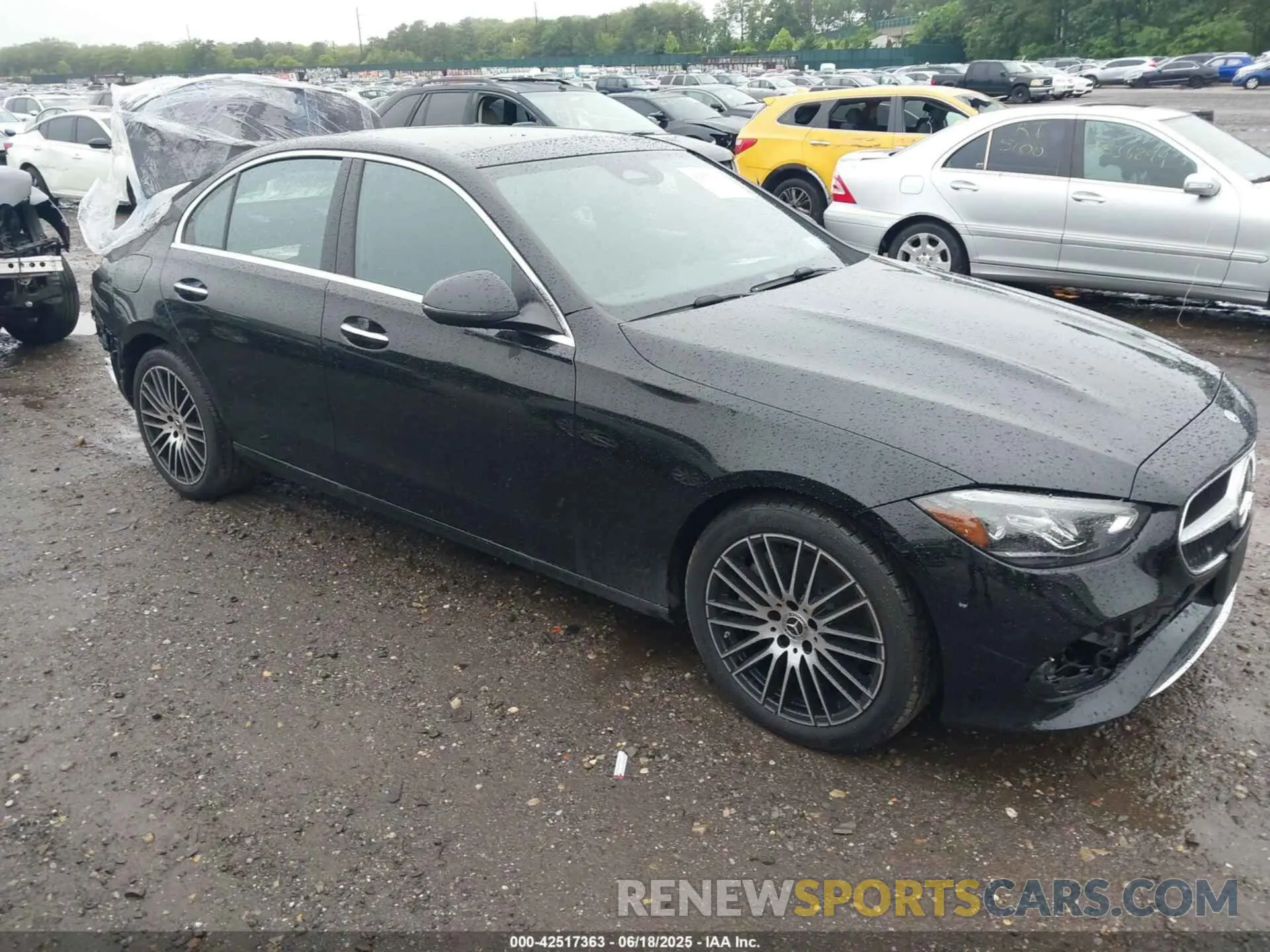 1 Photograph of a damaged car W1KAF4HB4SR244402 MERCEDES-BENZ C 300 2025