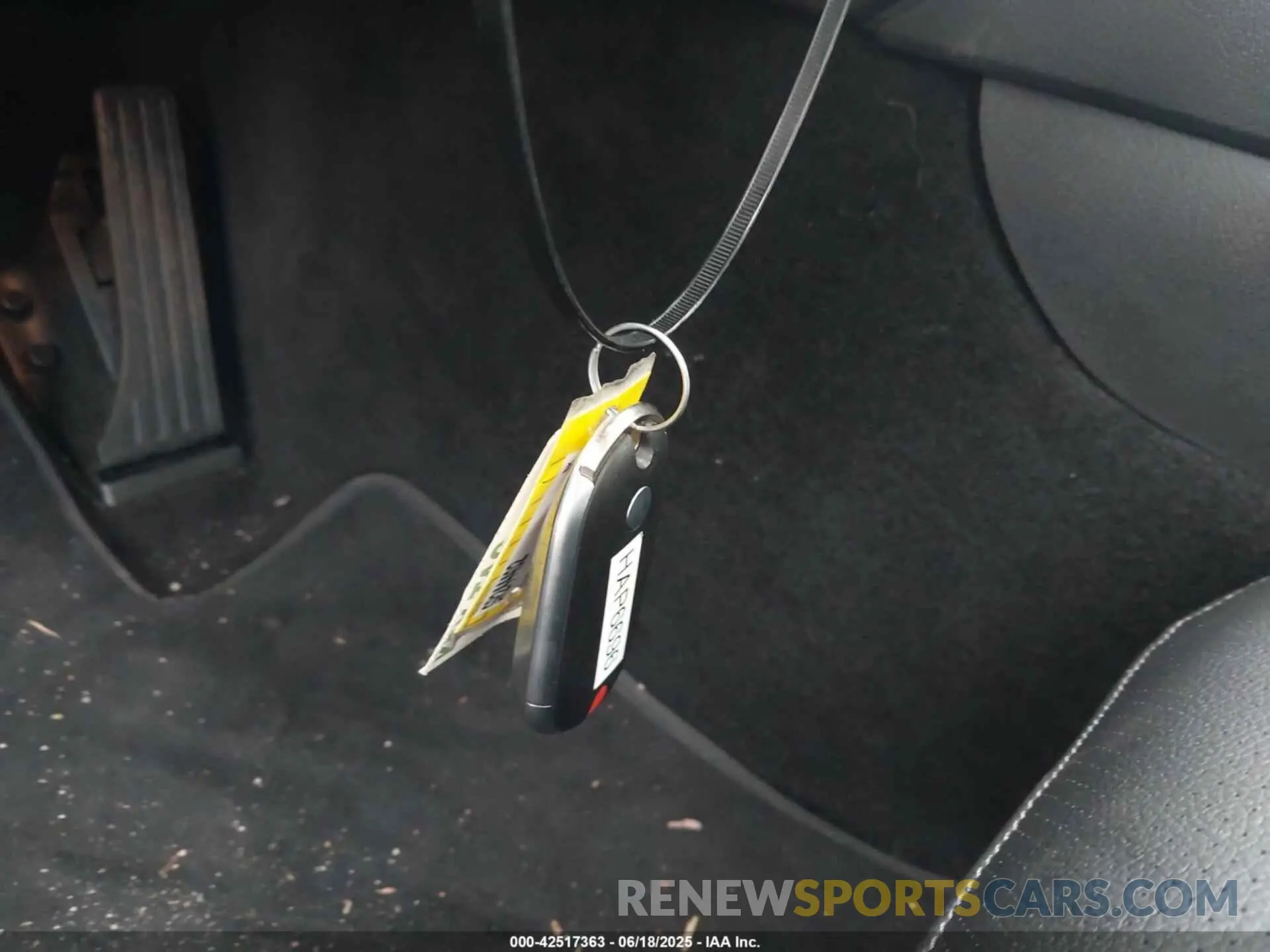 11 Photograph of a damaged car W1KAF4HB4SR244402 MERCEDES-BENZ C 300 2025