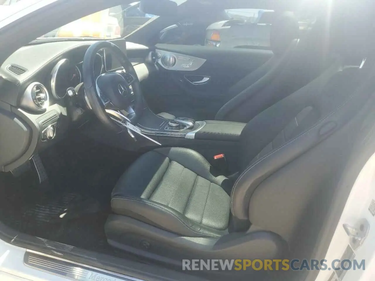 7 Photograph of a damaged car WDDWJ4JB4HF494666 MERCEDES-BENZ C-CLASS 2017