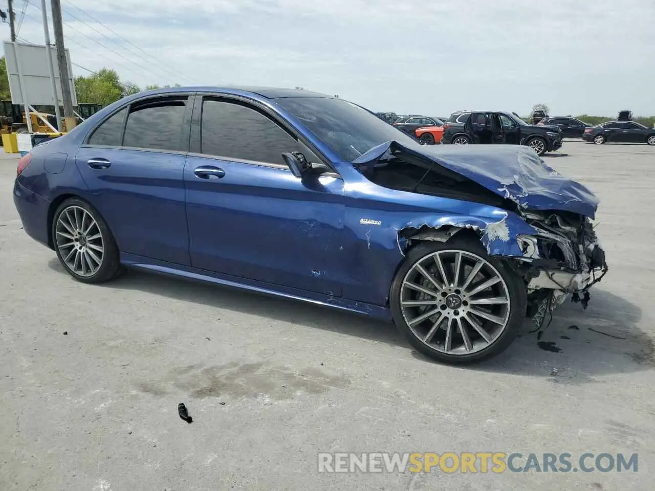 4 Photograph of a damaged car 55SWF6EB4KU287626 MERCEDES-BENZ C-CLASS 2019