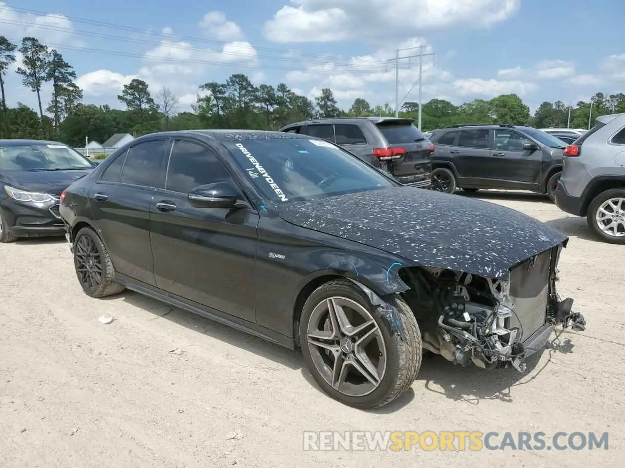 4 Photograph of a damaged car 55SWF6EB4KU304022 MERCEDES-BENZ C-CLASS 2019