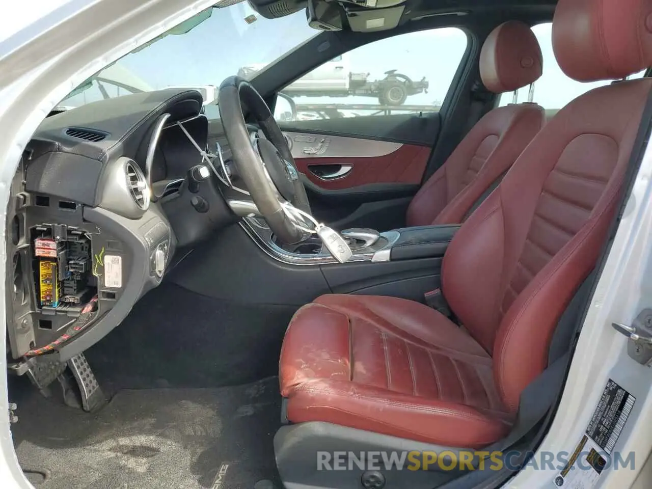 7 Photograph of a damaged car 55SWF6EB6KU285618 MERCEDES-BENZ C-CLASS 2019