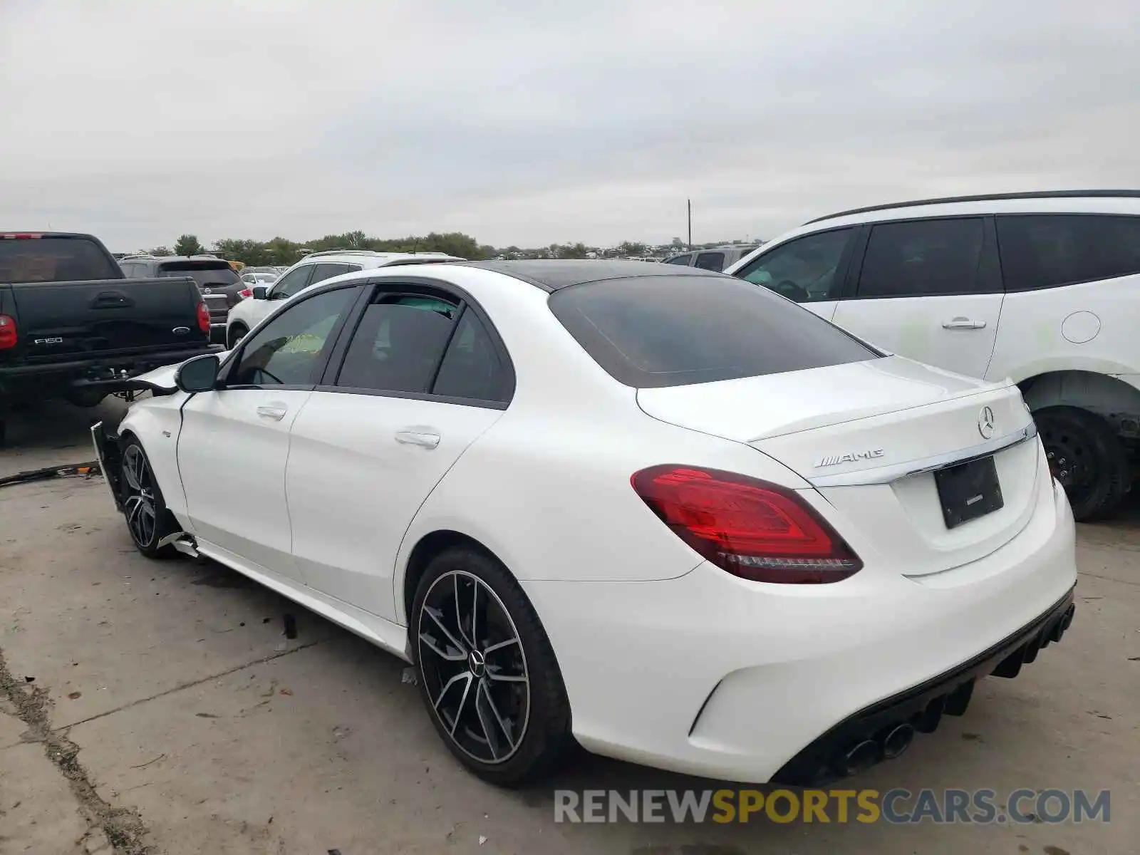 3 Photograph of a damaged car 55SWF6EBXKU289882 MERCEDES-BENZ C-CLASS 2019