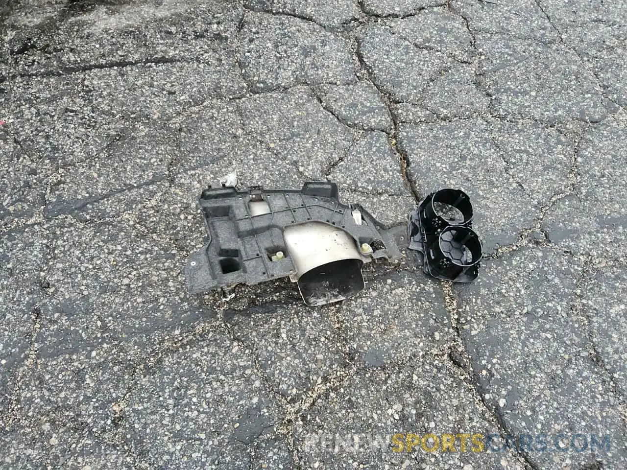 12 Photograph of a damaged car 55SWF8DB1KU292540 MERCEDES-BENZ C-CLASS 2019