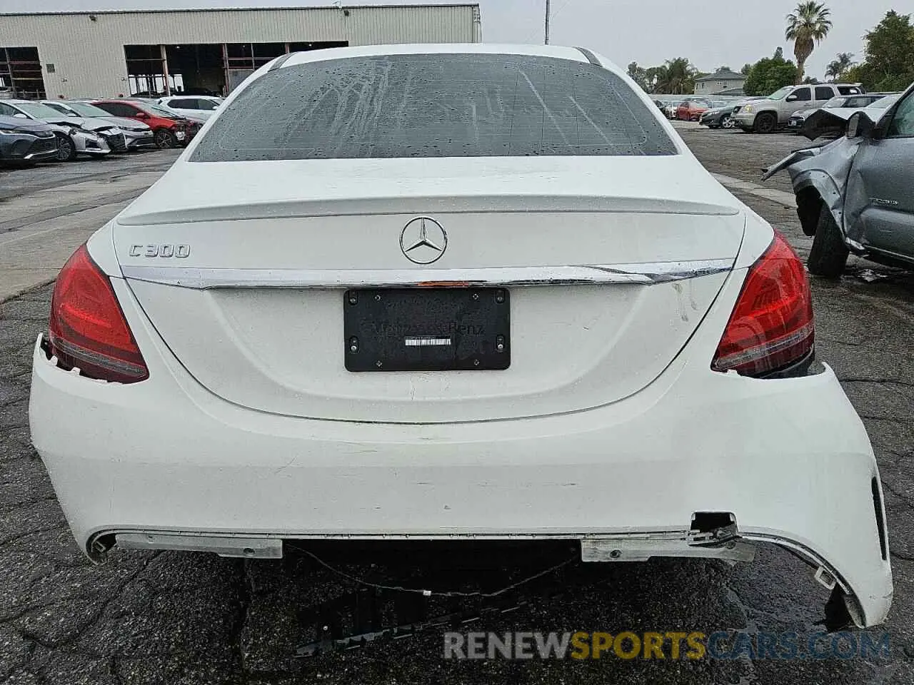 6 Photograph of a damaged car 55SWF8DB1KU292540 MERCEDES-BENZ C-CLASS 2019