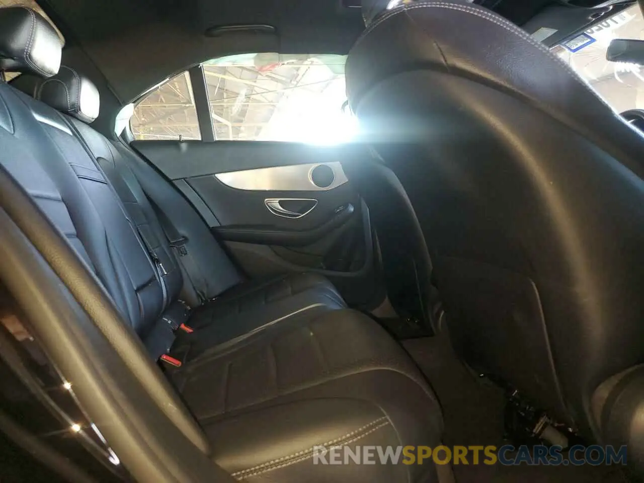 10 Photograph of a damaged car 55SWF8DB1KU296703 MERCEDES-BENZ C-CLASS 2019