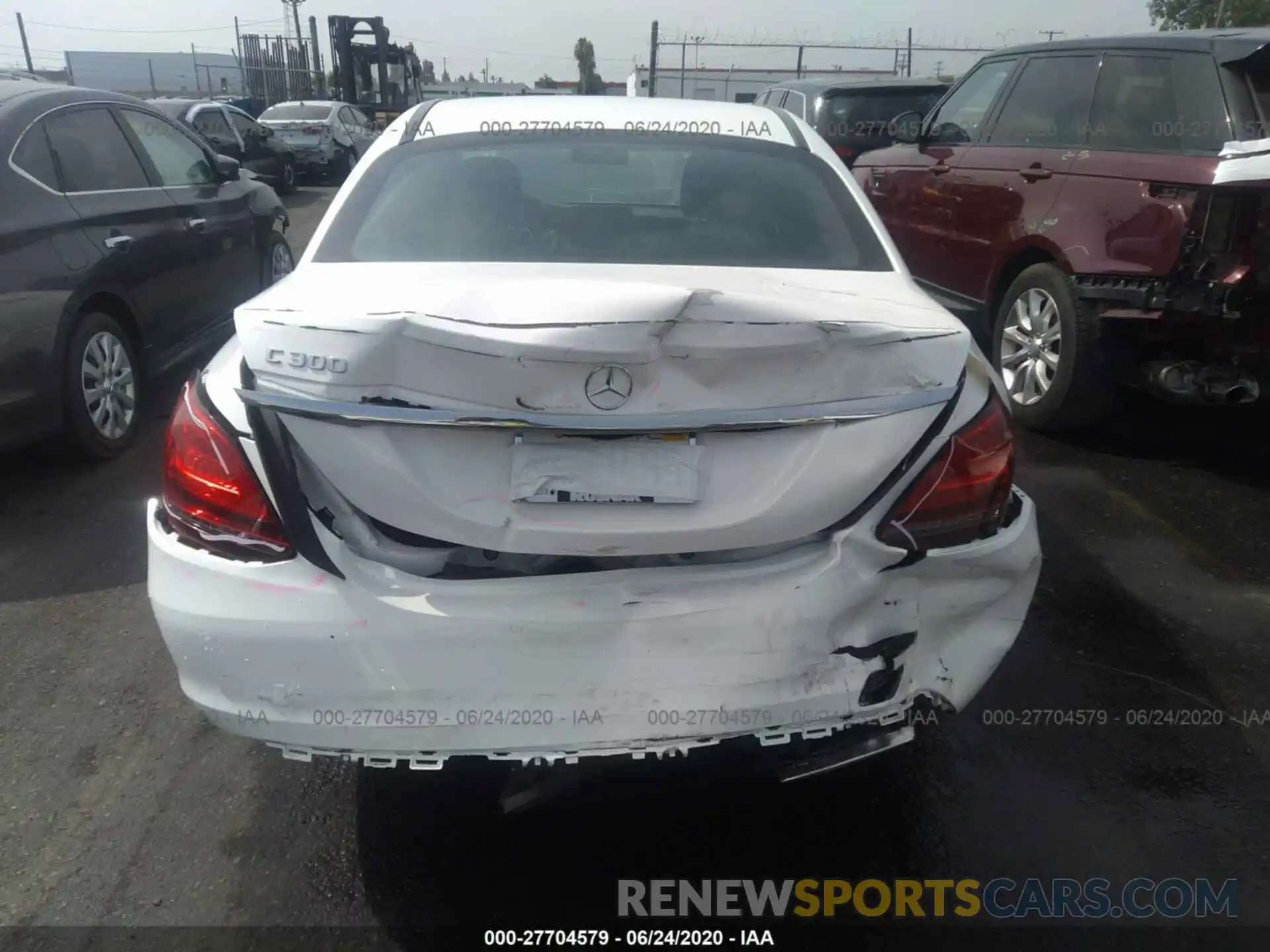 6 Photograph of a damaged car 55SWF8DB2KU288139 MERCEDES-BENZ C-CLASS 2019