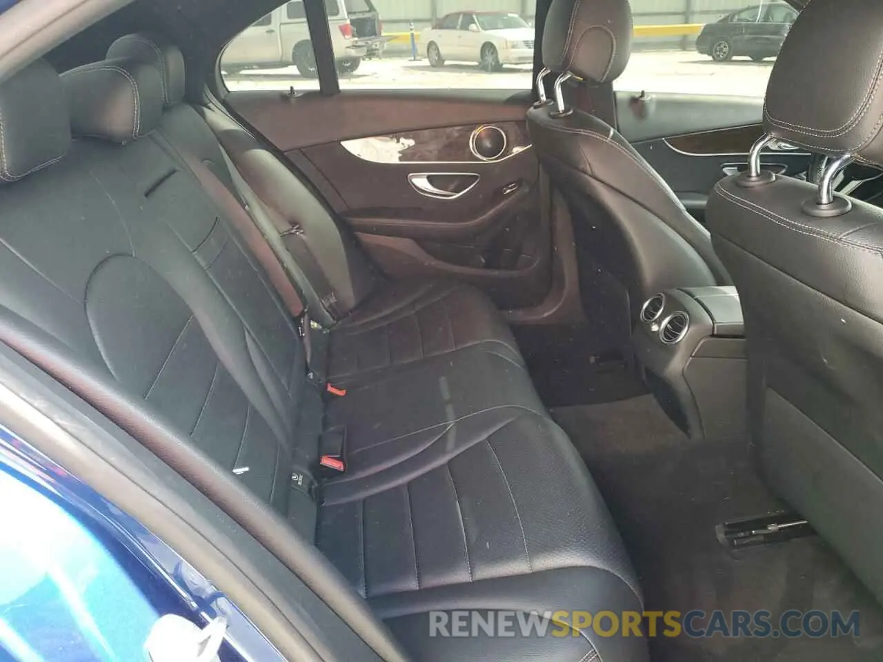 10 Photograph of a damaged car 55SWF8DB2KU295639 MERCEDES-BENZ C-CLASS 2019