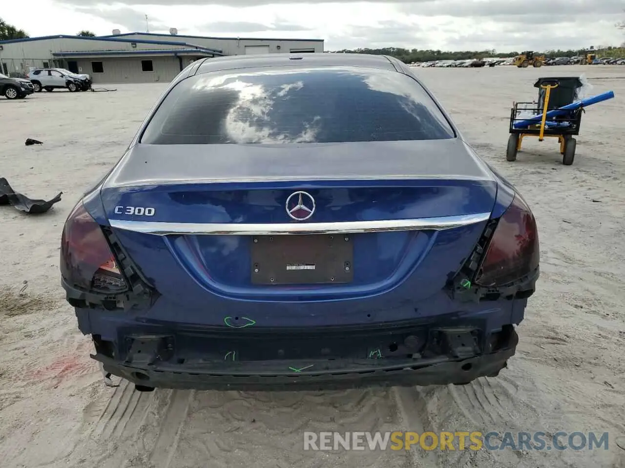 6 Photograph of a damaged car 55SWF8DB2KU295639 MERCEDES-BENZ C-CLASS 2019