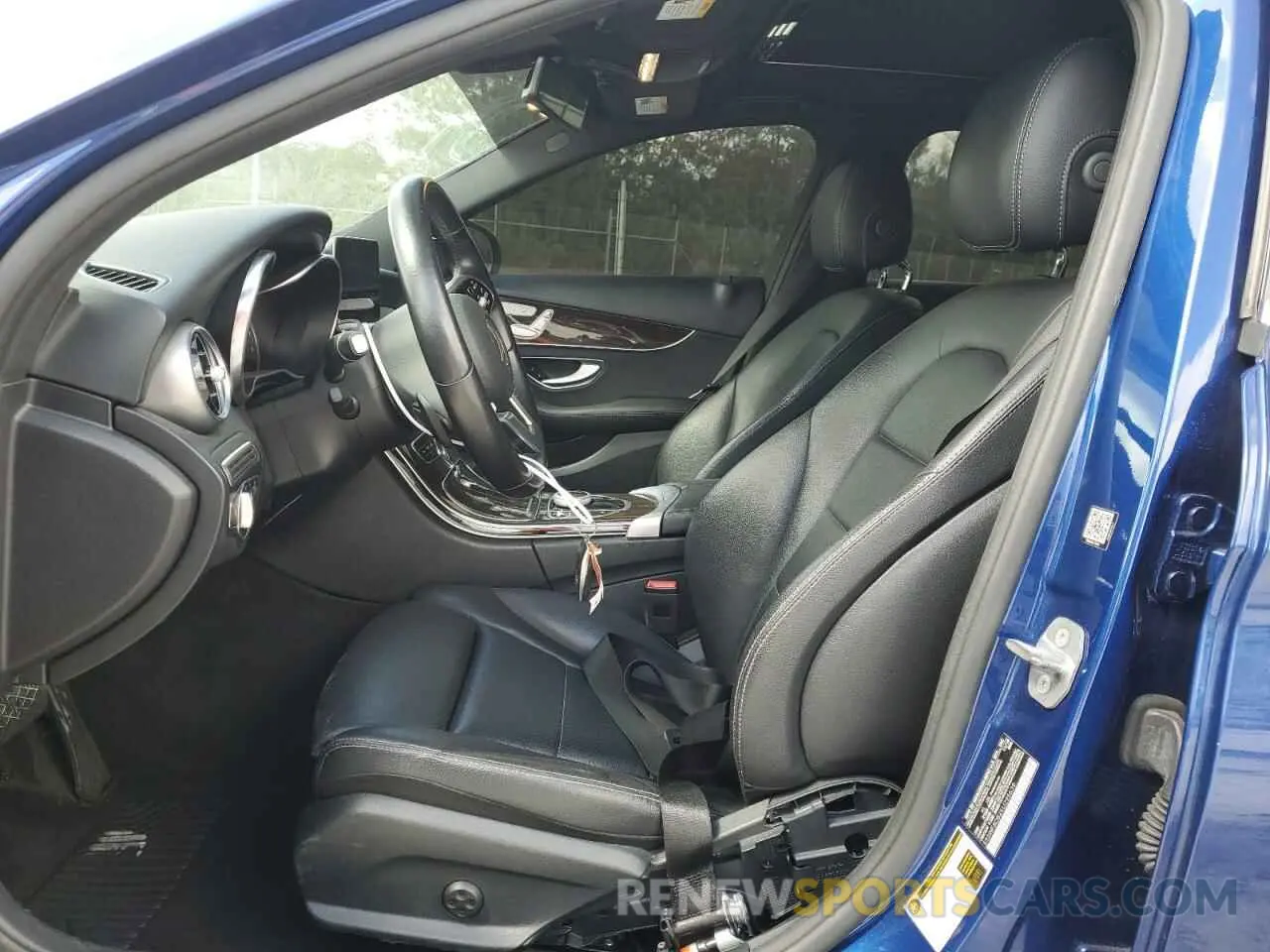 7 Photograph of a damaged car 55SWF8DB2KU295639 MERCEDES-BENZ C-CLASS 2019