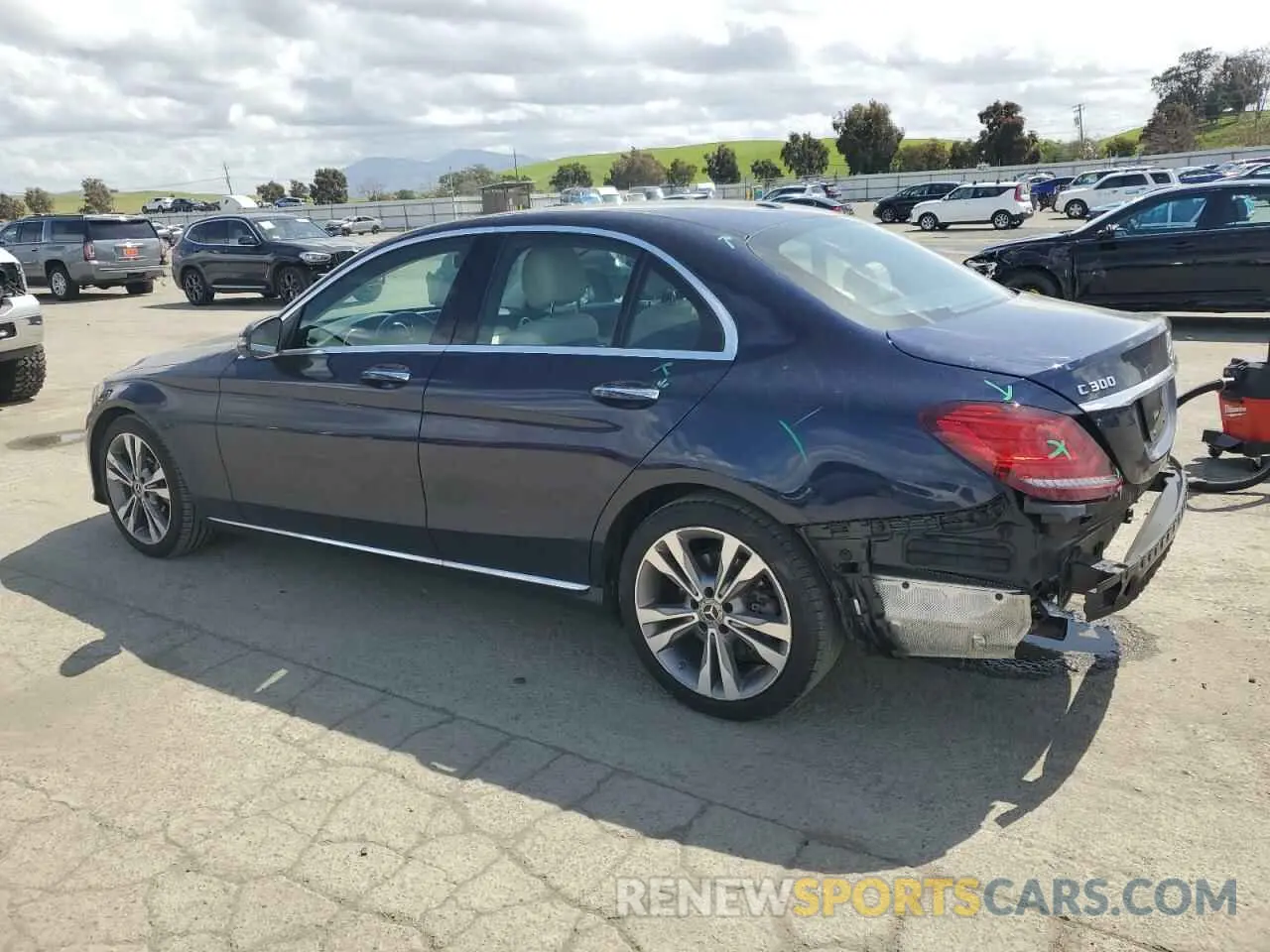 2 Photograph of a damaged car 55SWF8DB2KU297892 MERCEDES-BENZ C-CLASS 2019