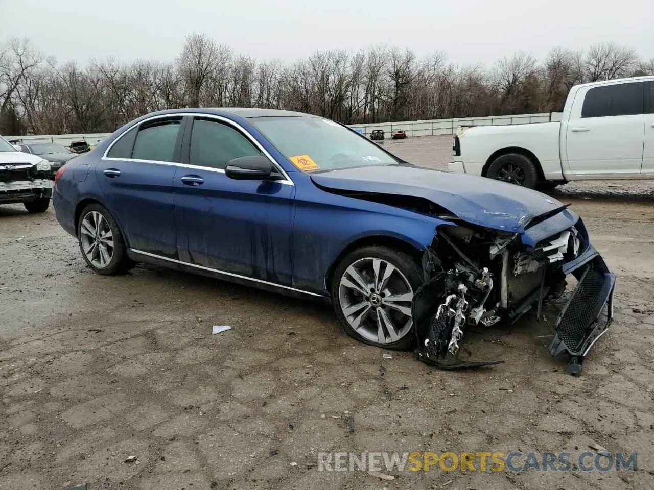 4 Photograph of a damaged car 55SWF8DB2KU303562 MERCEDES-BENZ C-CLASS 2019