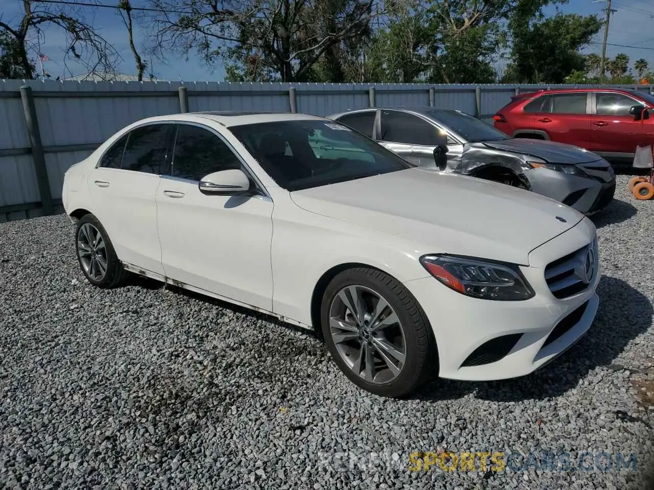 4 Photograph of a damaged car 55SWF8DB2KU304145 MERCEDES-BENZ C-CLASS 2019