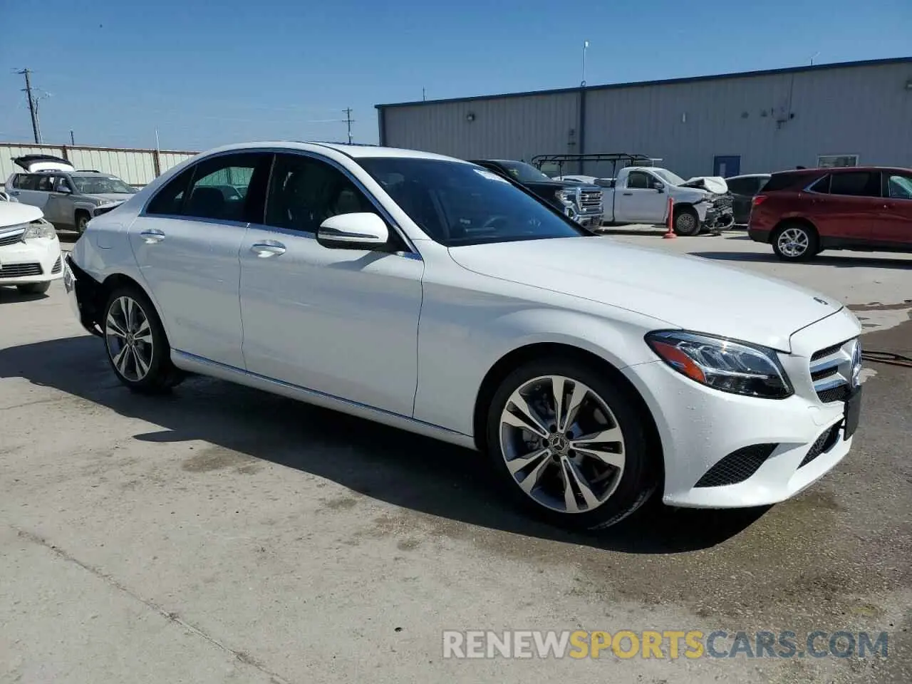 4 Photograph of a damaged car 55SWF8DB2KU308888 MERCEDES-BENZ C-CLASS 2019