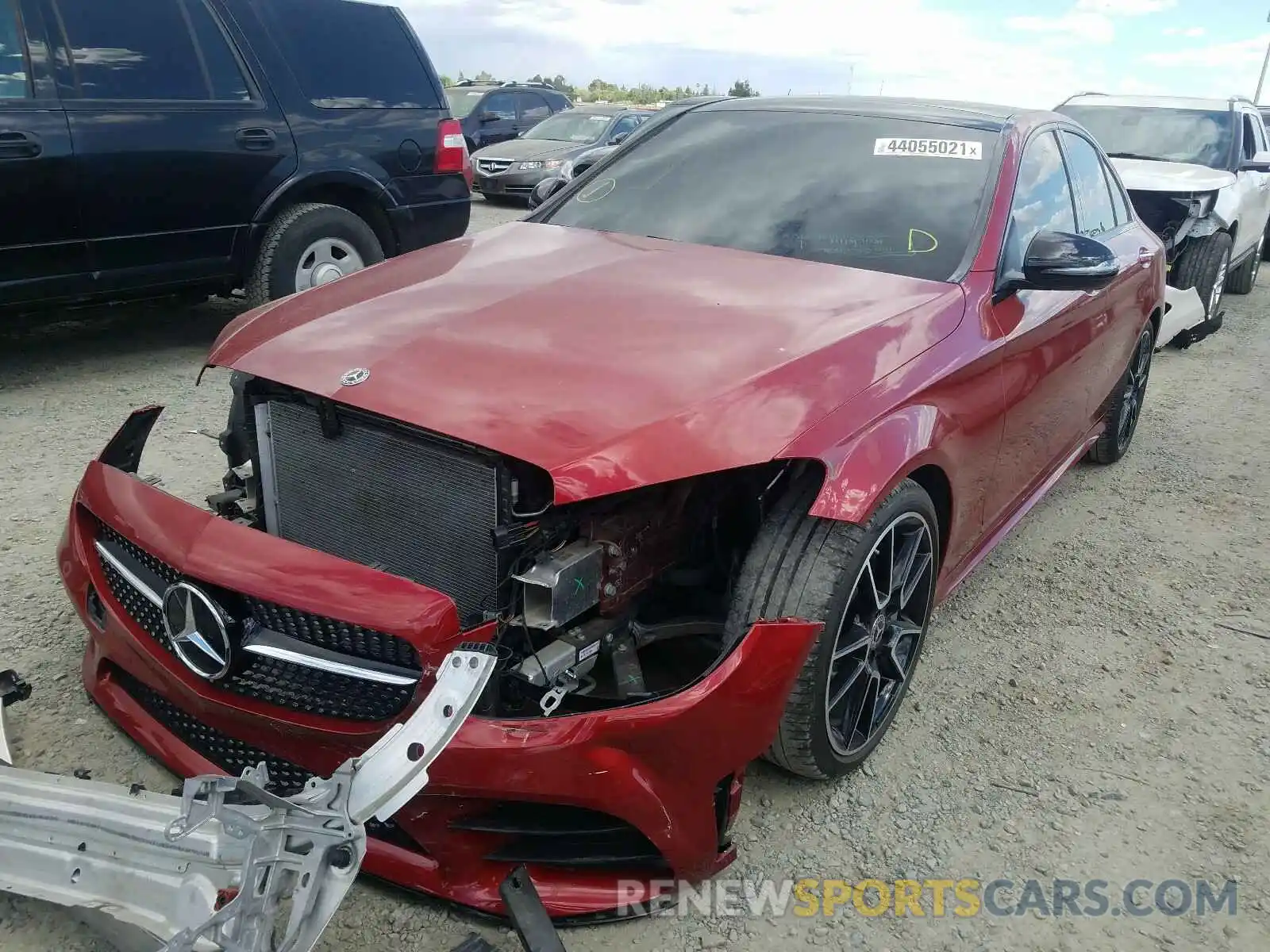 2 Photograph of a damaged car 55SWF8DB3KU305126 MERCEDES-BENZ C CLASS 2019